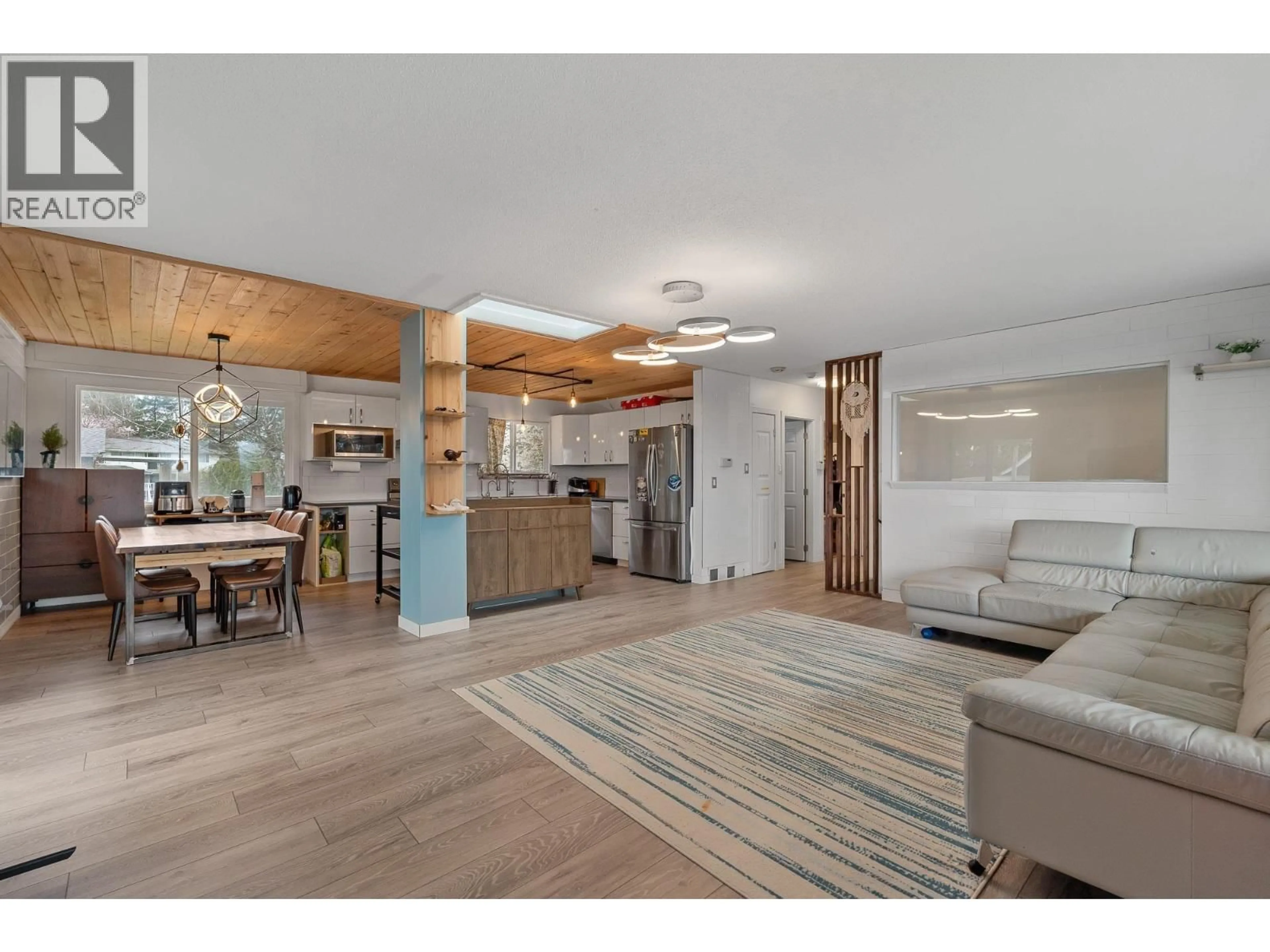 Open concept kitchen, wood/laminate floor for 2132 ANITA DRIVE, Port Coquitlam British Columbia V3C1H3
