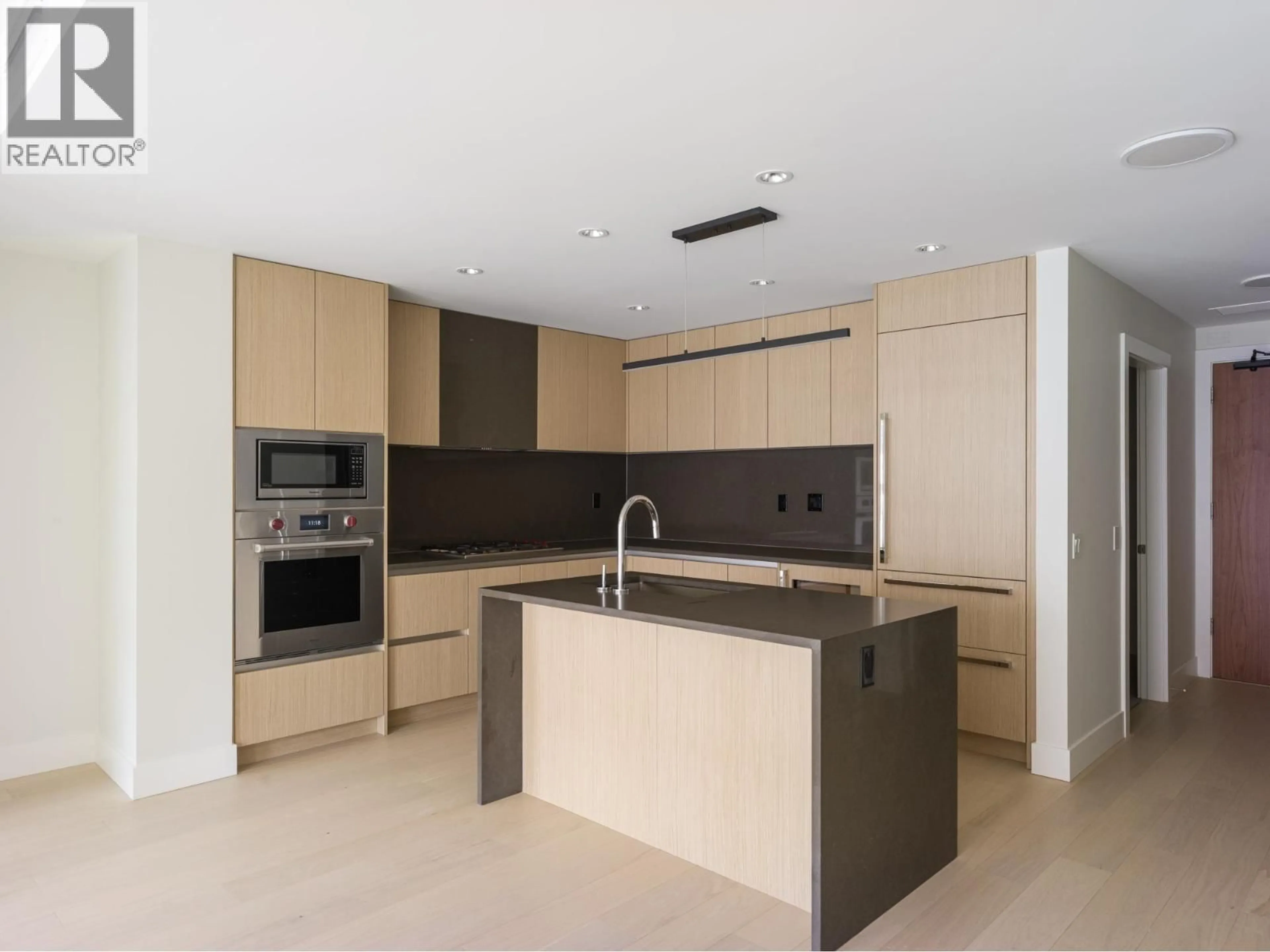 Unknown for 205 - 3636 39TH AVENUE, Vancouver British Columbia V6N0E8