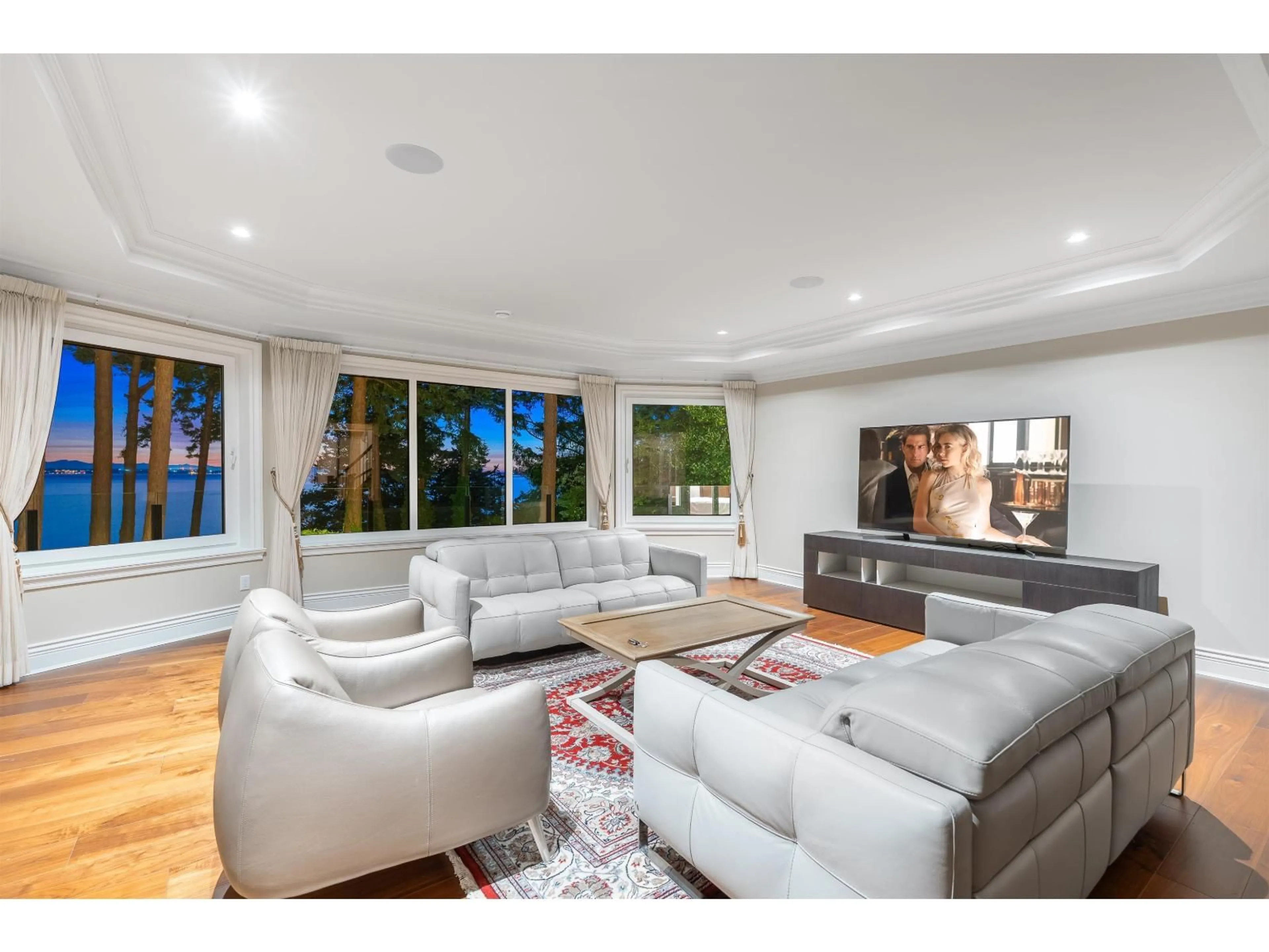 Living room with furniture, unknown for 1455 126A, Surrey British Columbia V4A3R5
