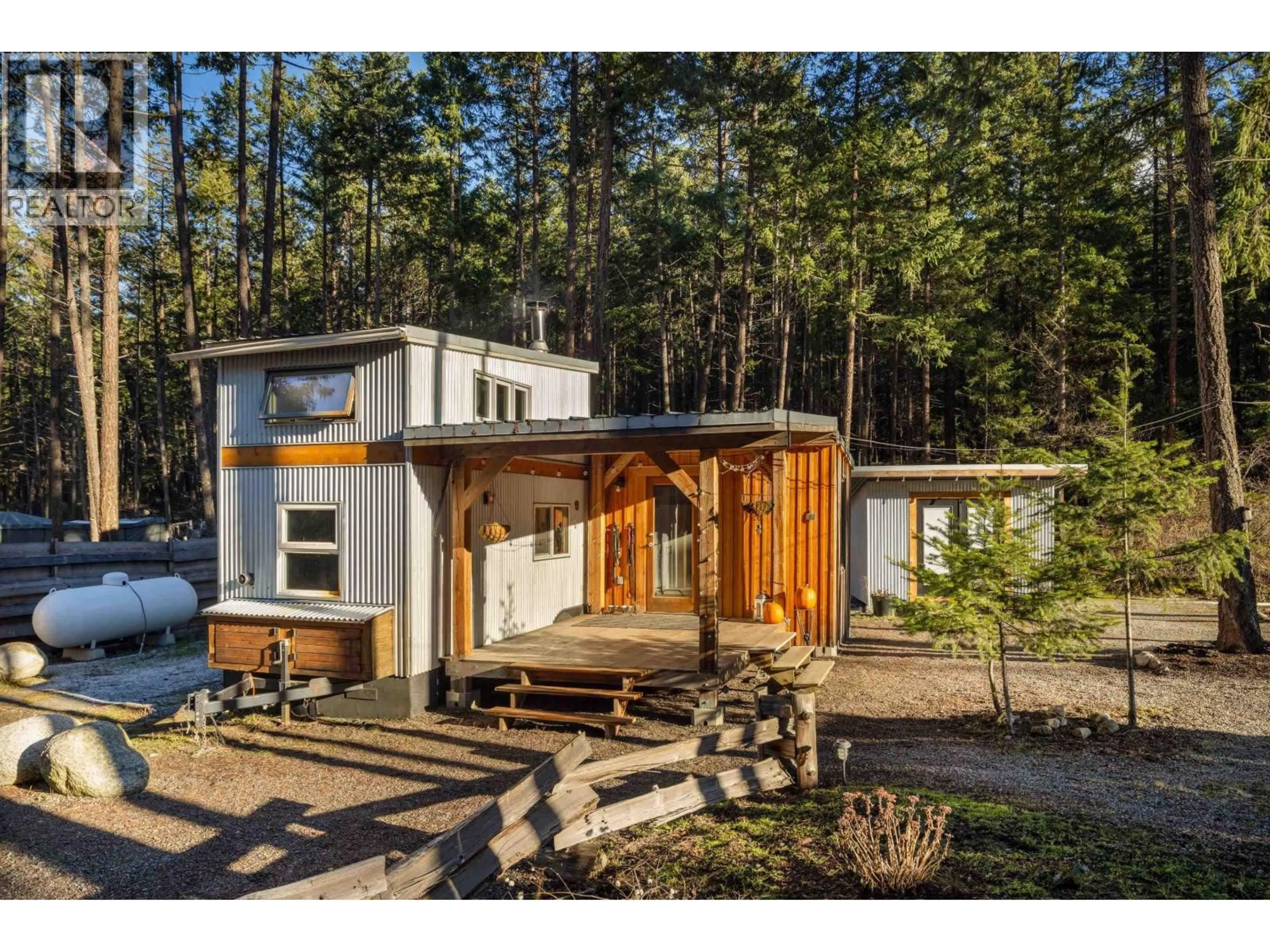 Home with vinyl exterior material, unknown for 6 - 9866 PEMBERTON PORTAGE ROAD, D'Arcy British Columbia V0N1L0