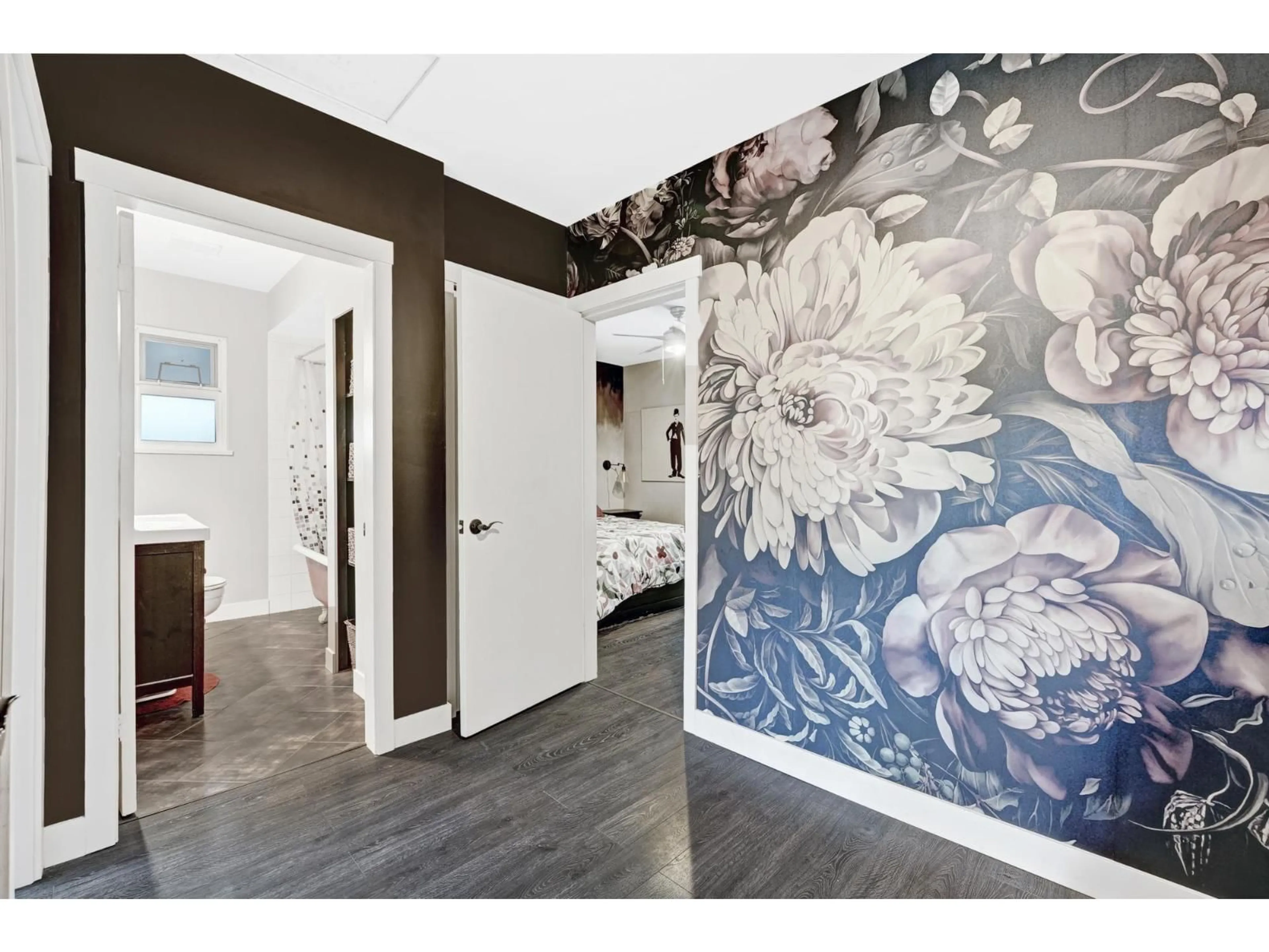 Indoor entryway for 32921 6, Mission British Columbia V2V1Z3
