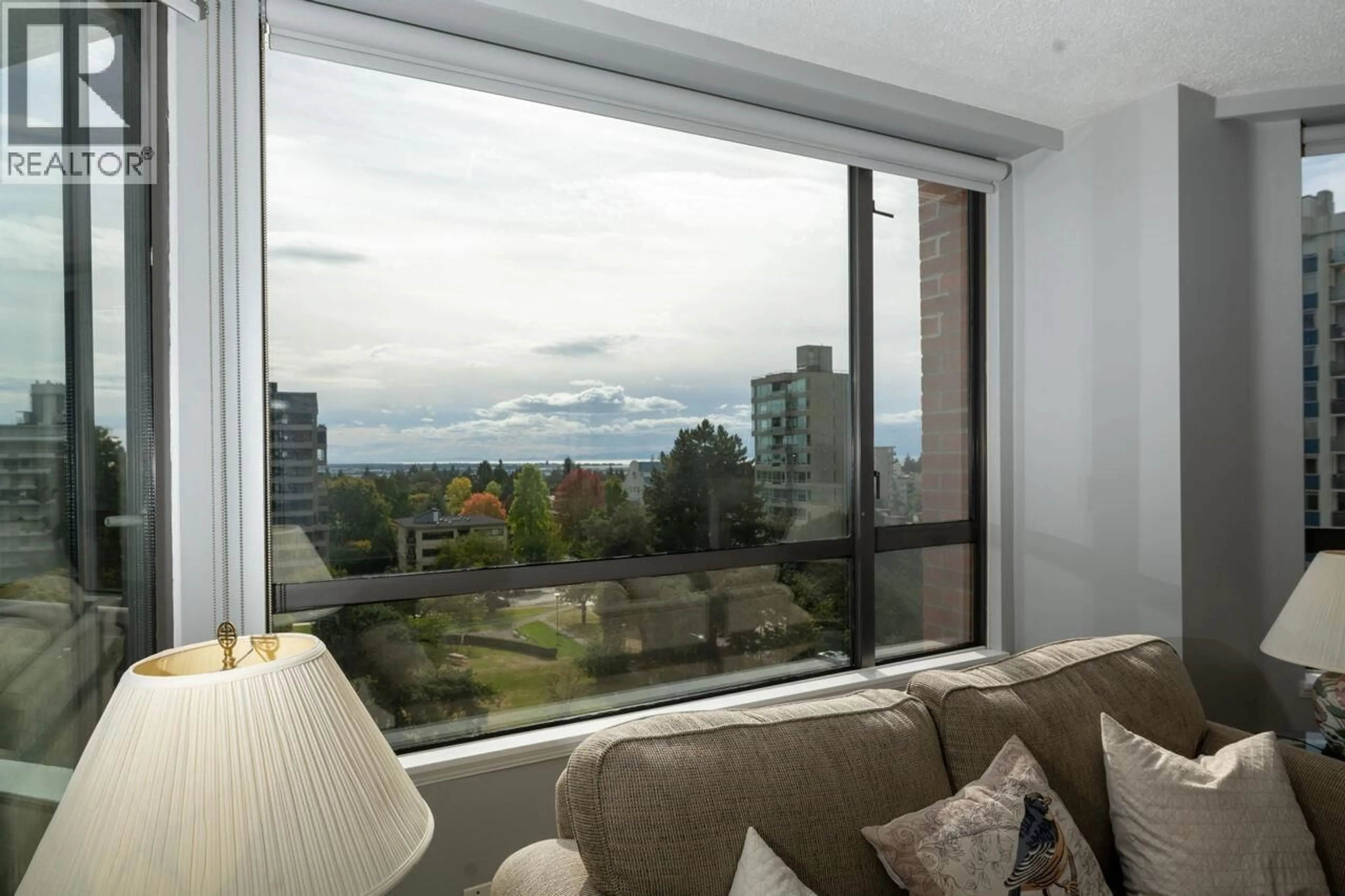 A pic of a room for 703 - 2189 42 AVENUE, Vancouver British Columbia V6M2B7