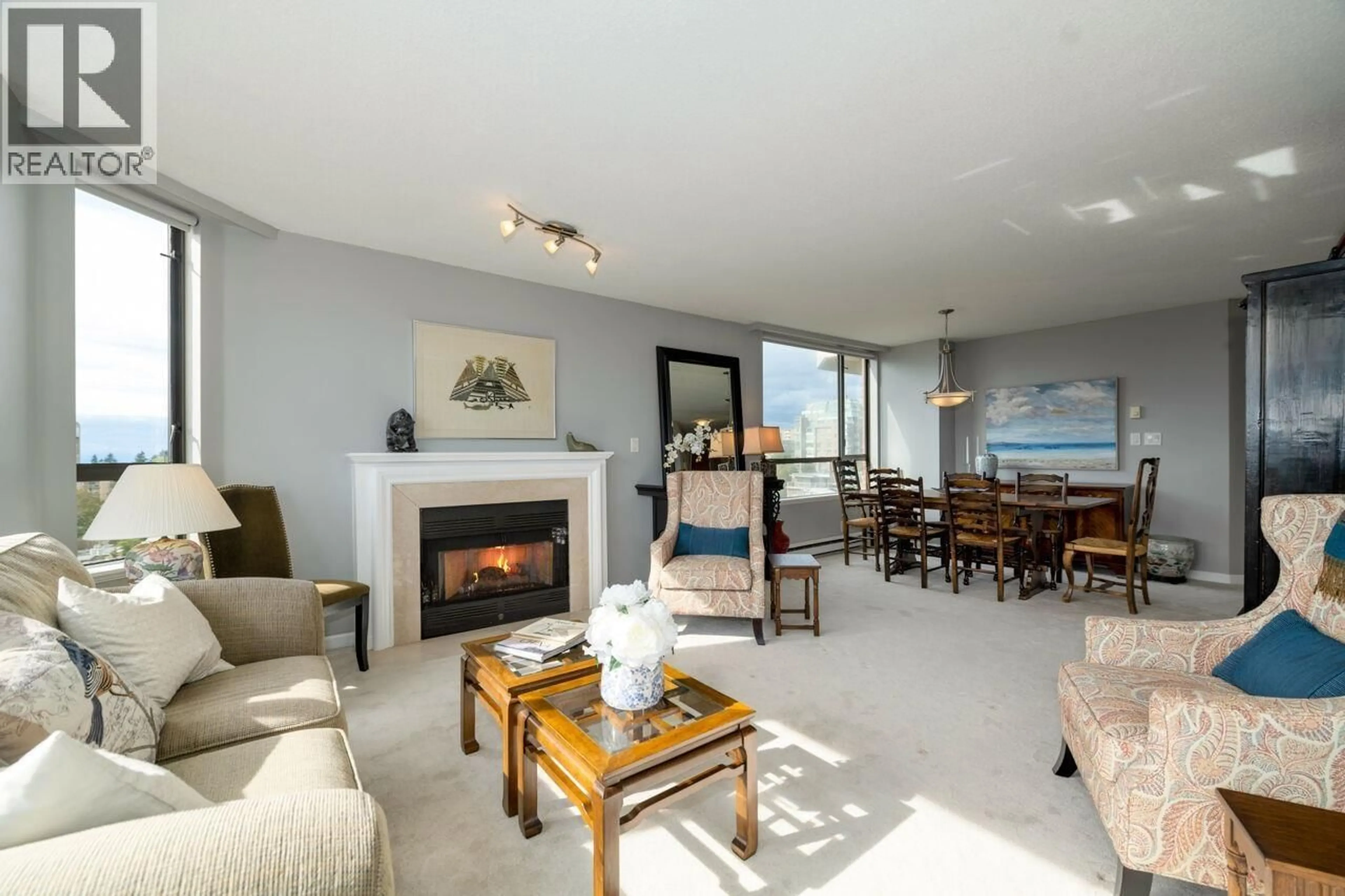 Living room with furniture, unknown for 703 - 2189 42 AVENUE, Vancouver British Columbia V6M2B7