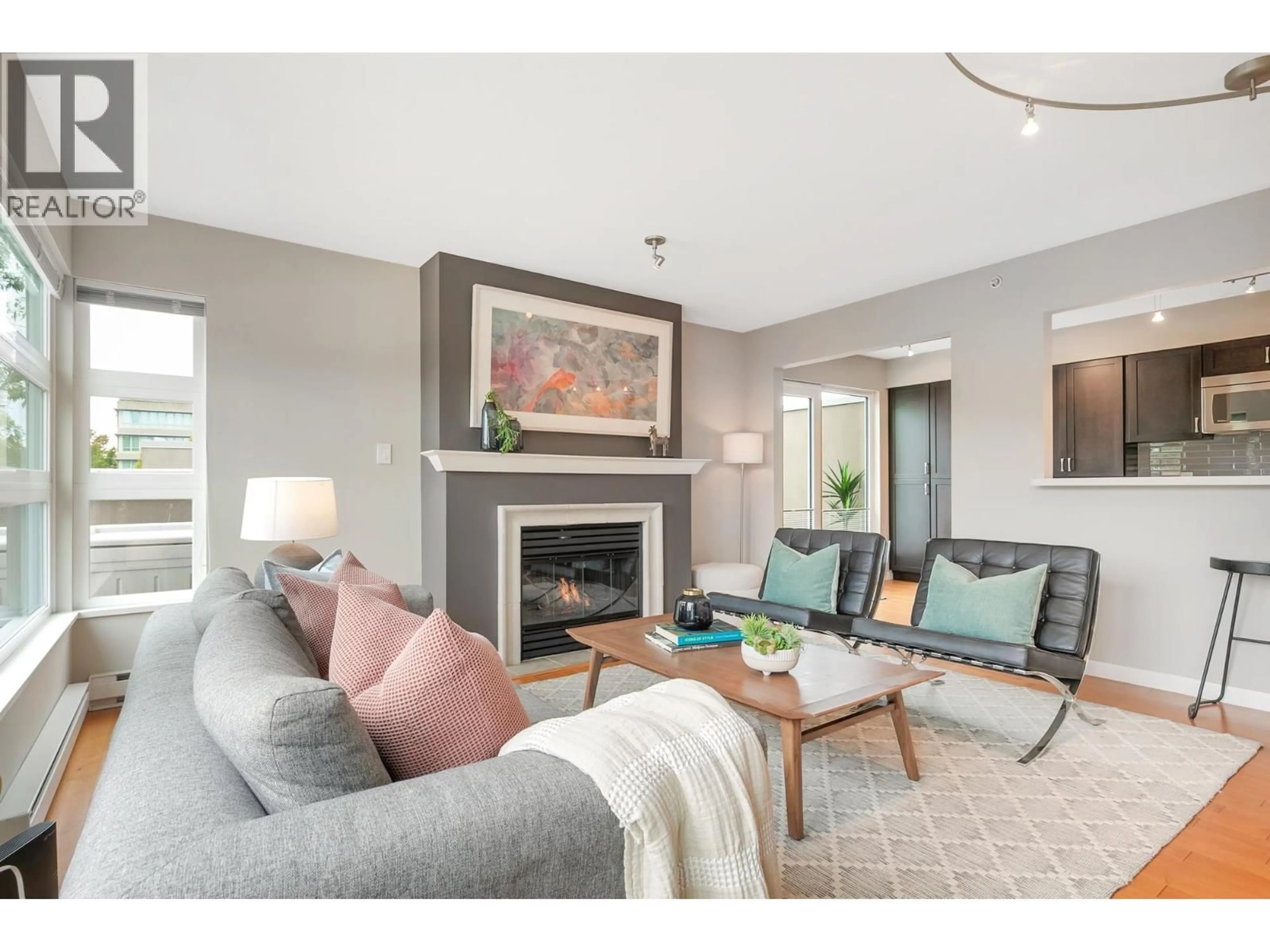 Living room with furniture, unknown for 410 - 2161 12TH AVENUE, Vancouver British Columbia V6K4S7