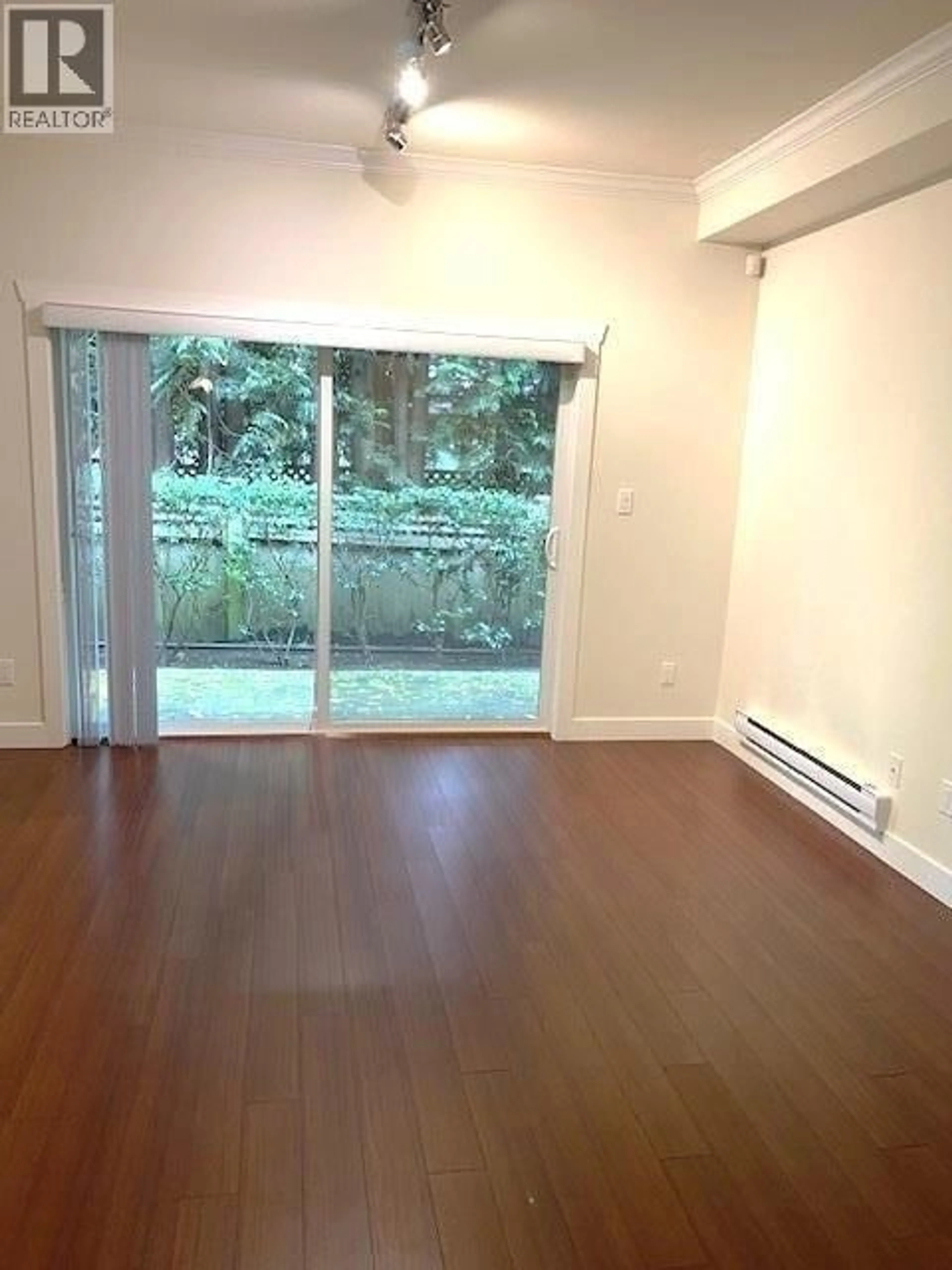 A pic of a room for 5 - 5660 BLUNDELL ROAD, Richmond British Columbia V7C1H5