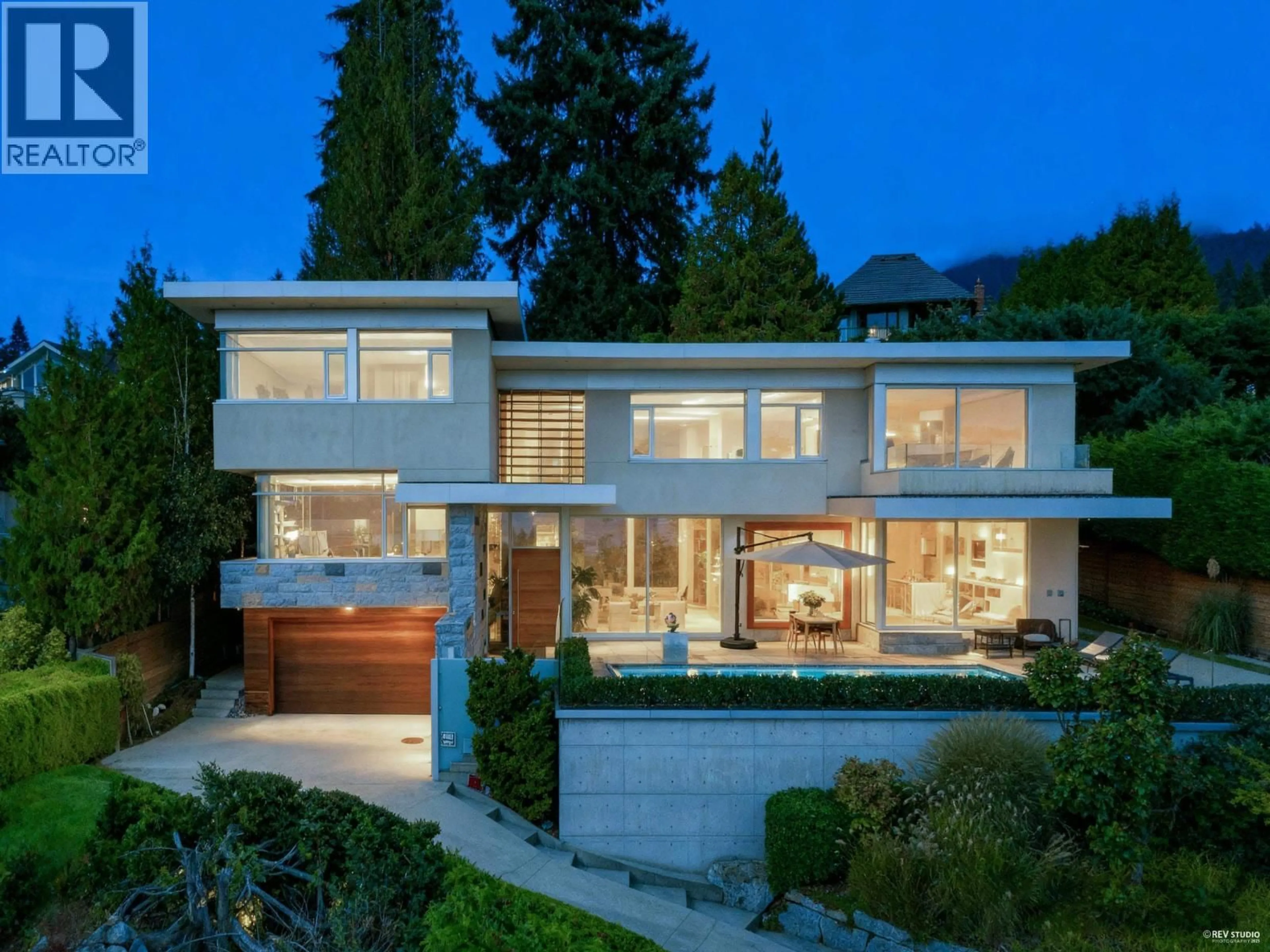 Home with brick exterior material, street for 4313 ROCKRIDGE ROAD, West Vancouver British Columbia V7W1A6