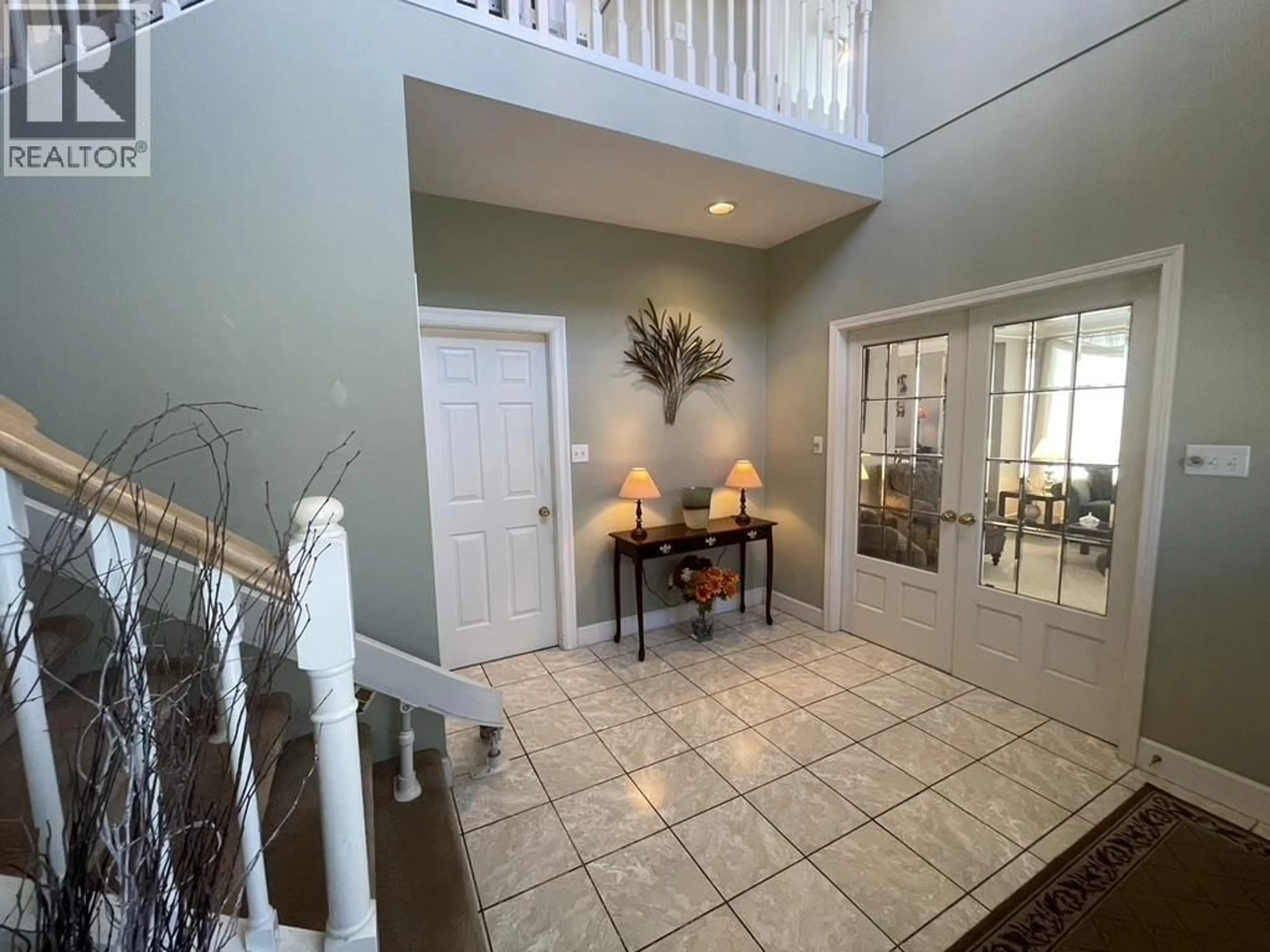 Indoor foyer for 8 - 6031 FRANCIS ROAD, Richmond British Columbia V7C1K4