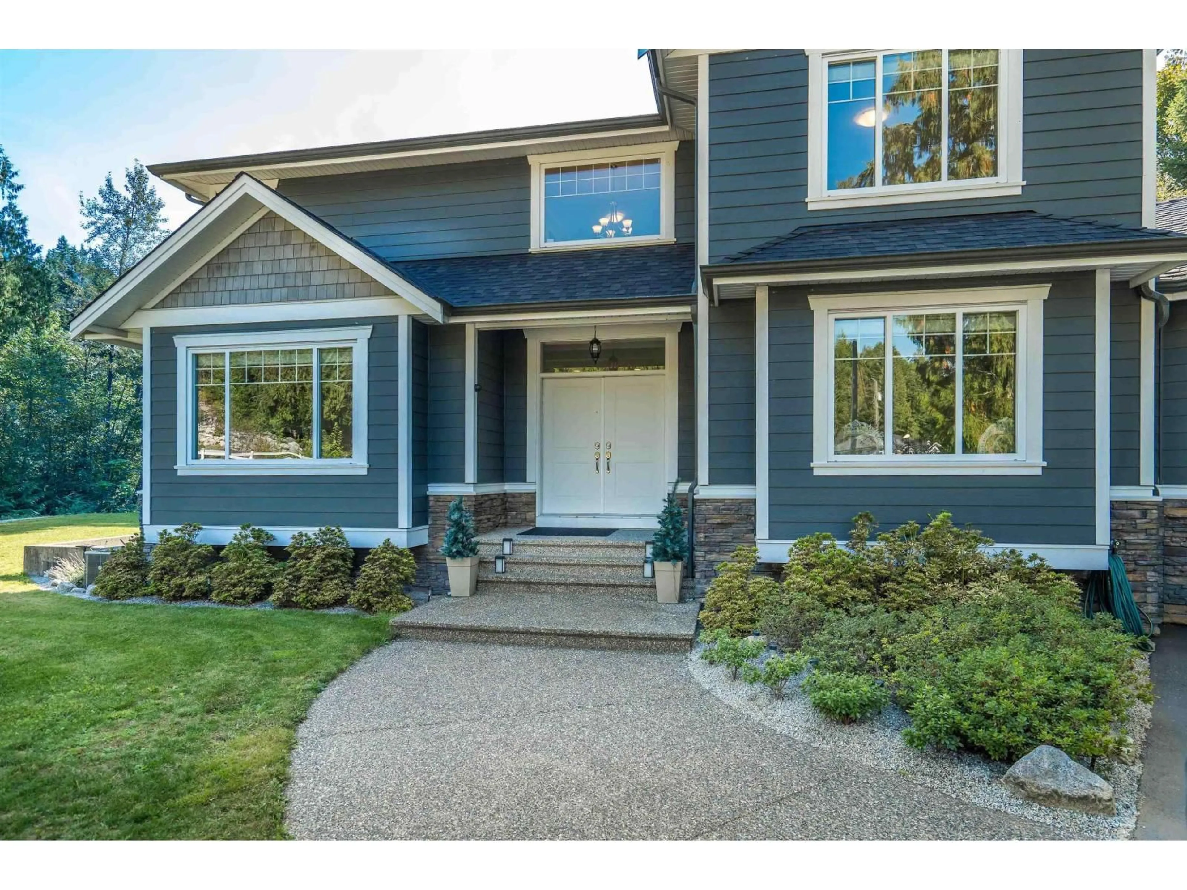 Home with vinyl exterior material, street for 36398 CASCADE RIDGE, Mission British Columbia V2V7G9