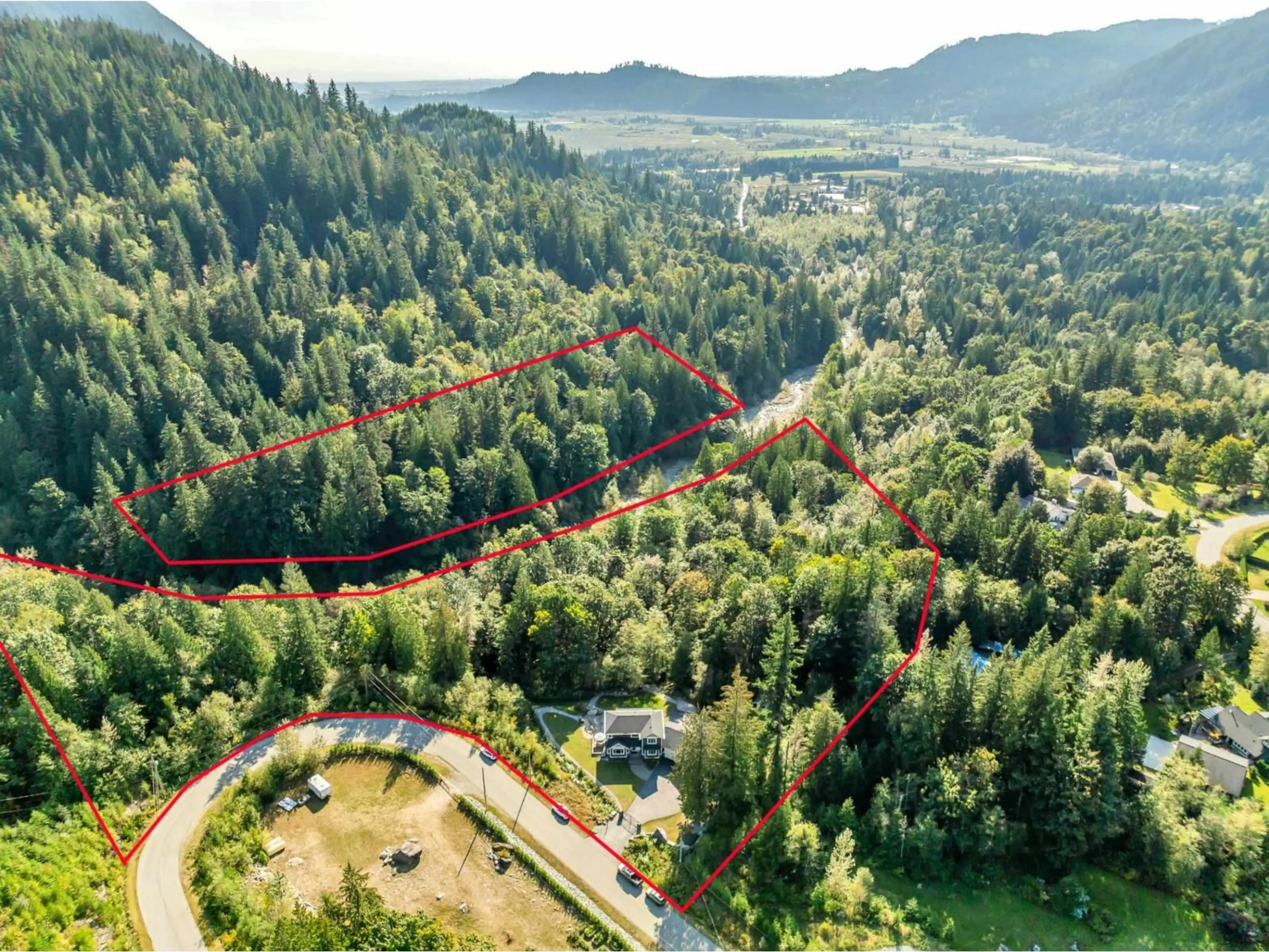 A pic from outside/outdoor area/front of a property/back of a property/a pic from drone, forest/trees view for 36398 CASCADE RIDGE, Mission British Columbia V2V7G9