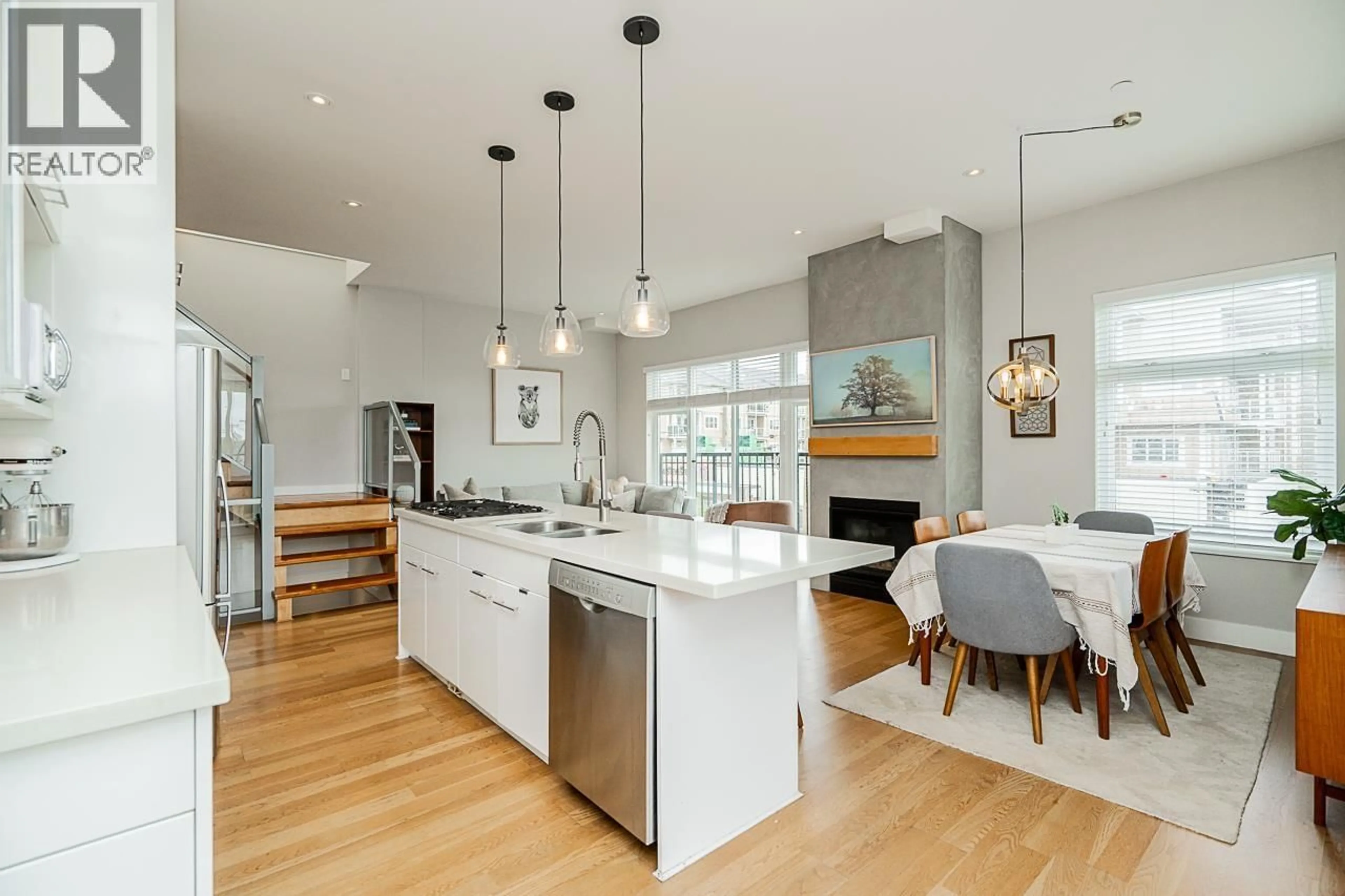 Open concept kitchen, unknown for 6 - 3993 CHATHAM STREET, Richmond British Columbia V7E2Z6