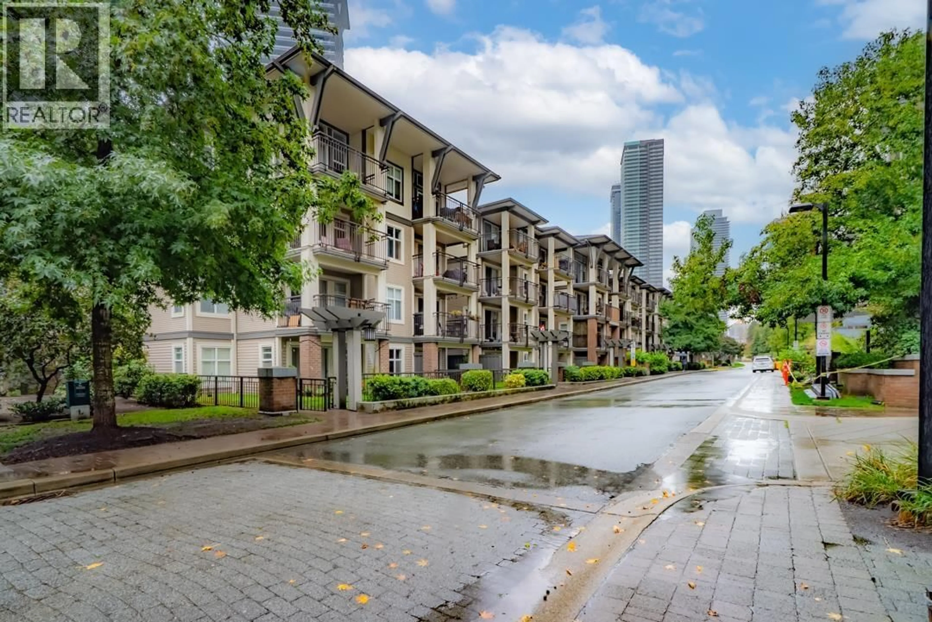 Patio, street for 315 - 4788 BRENTWOOD DRIVE, Burnaby British Columbia V5C0C5