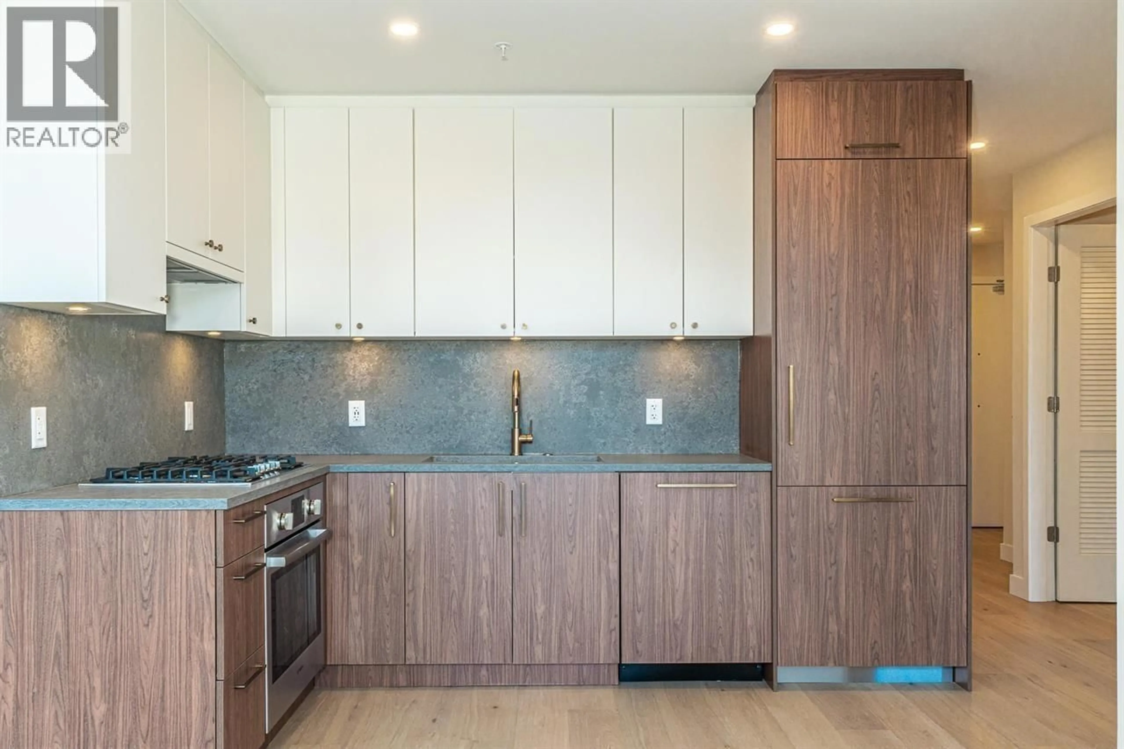 Standard kitchen, unknown for 209 - 5007 ASH STREET, Vancouver British Columbia V5Z0K9