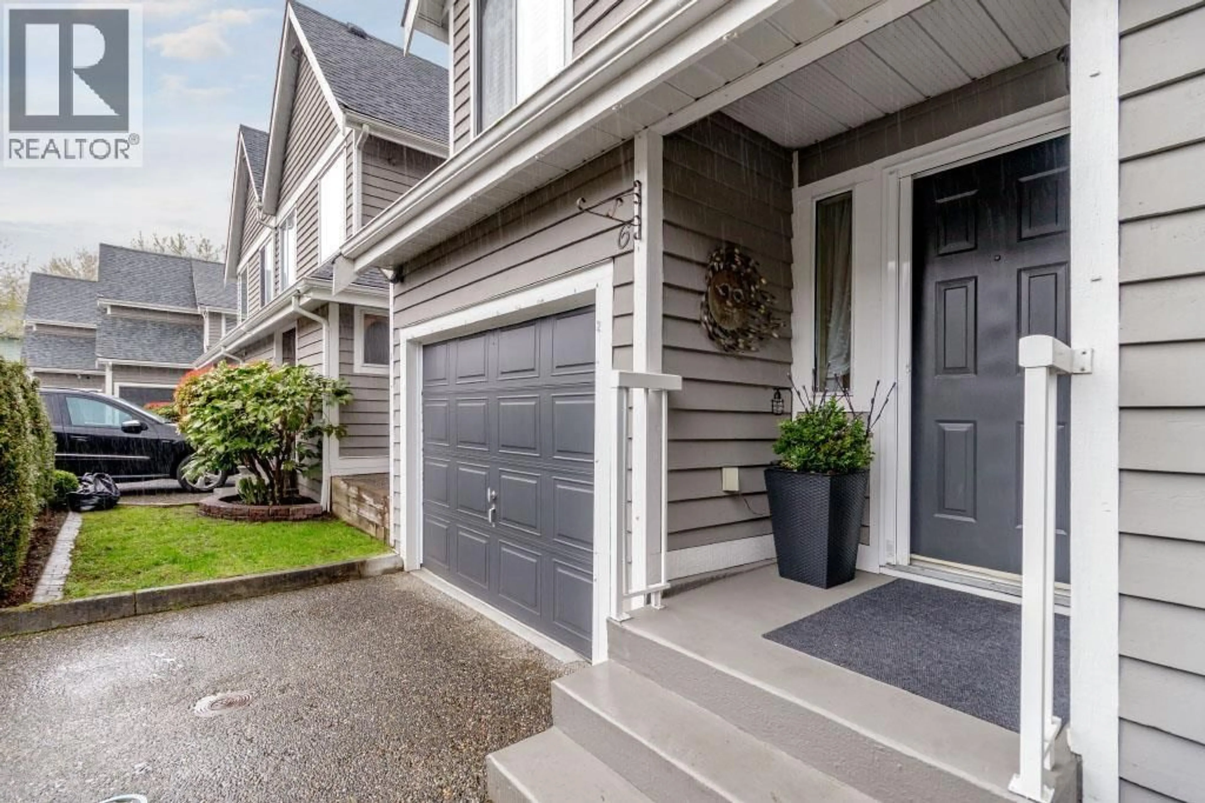 Home with vinyl exterior material, street for 6 - 1135 LANSDOWNE DRIVE, Coquitlam British Columbia V3B7K6