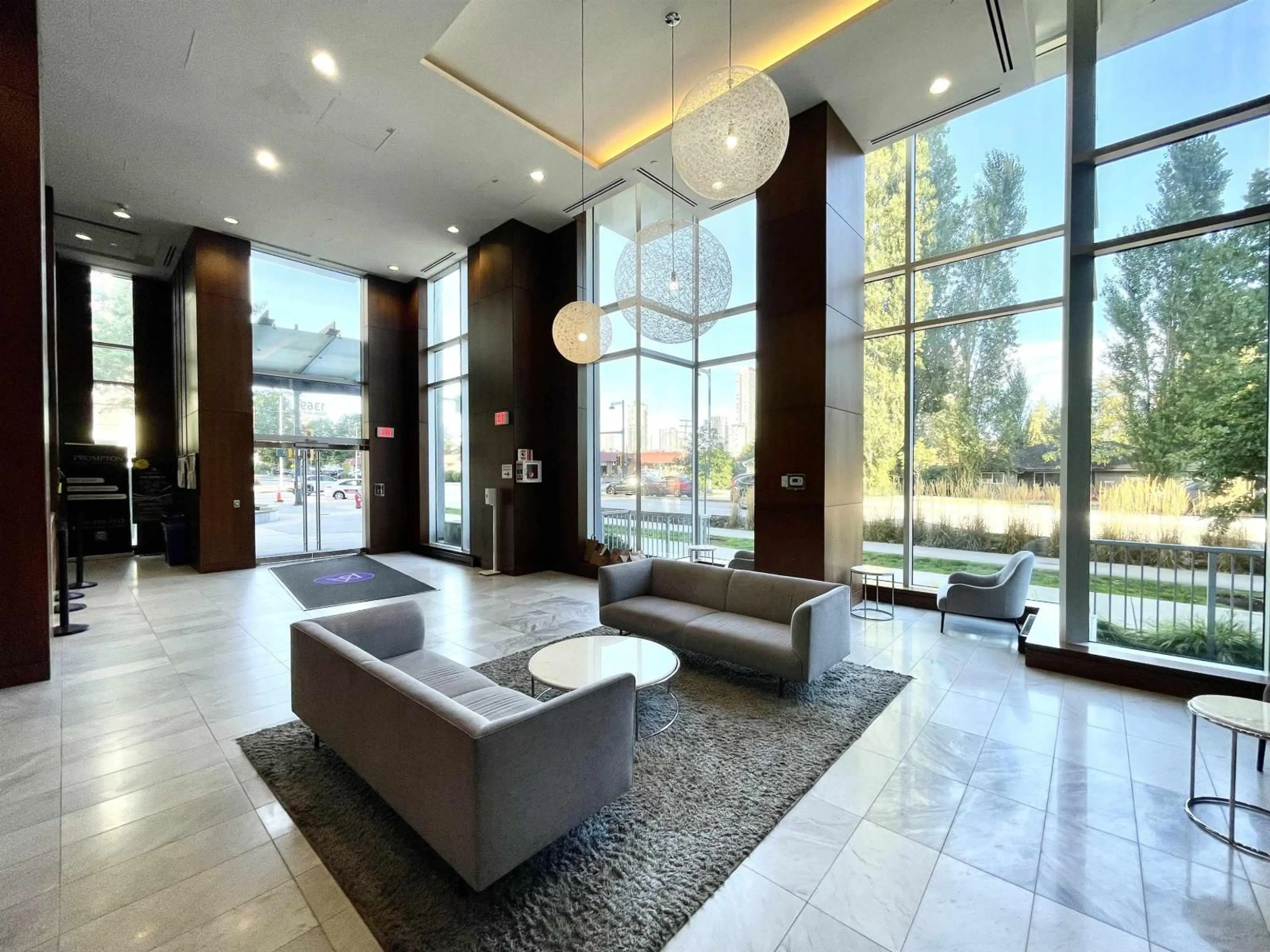 Lobby for 3115 - 13696 100, Surrey British Columbia V3T0L5