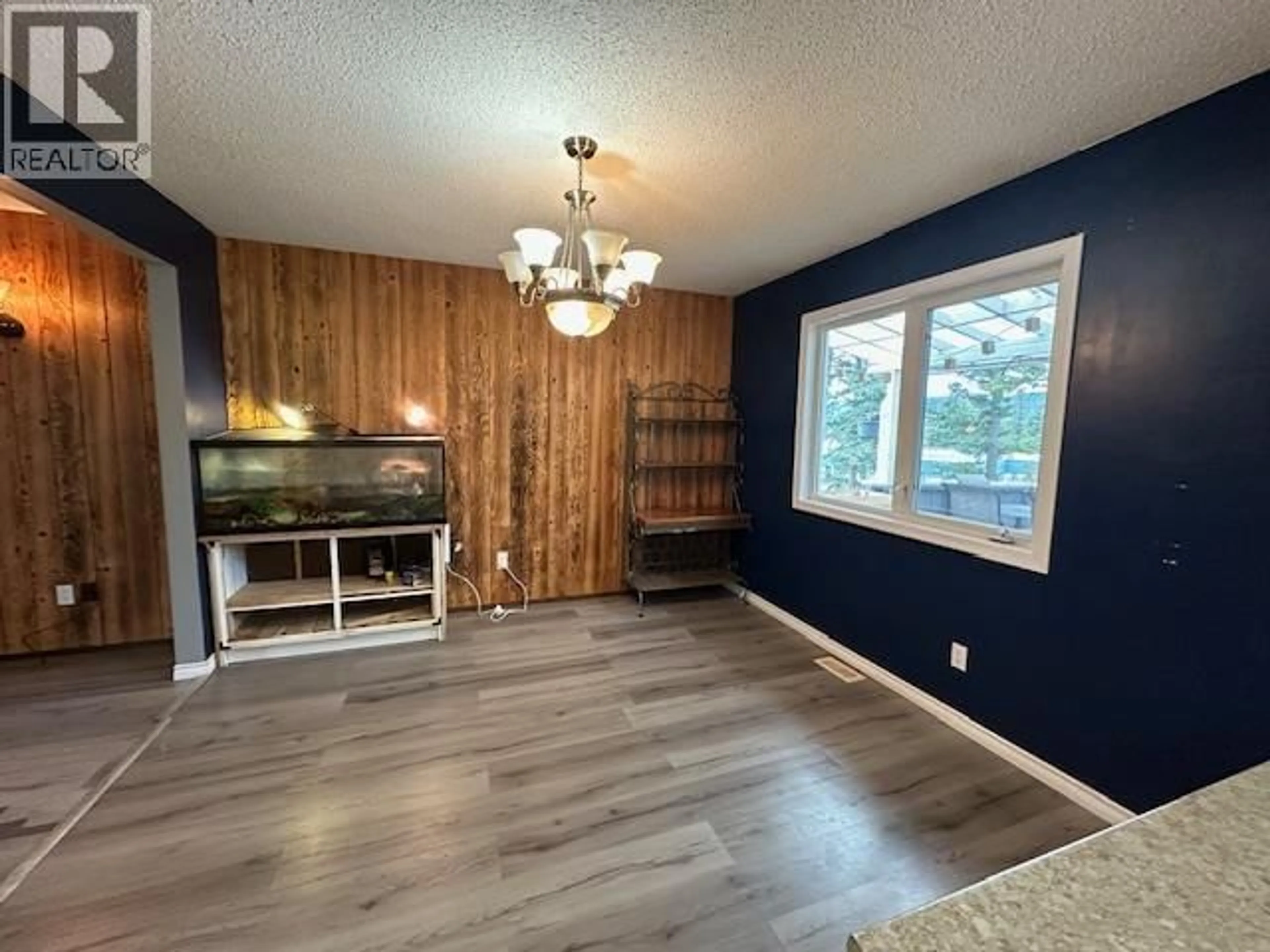 A pic of a room for 1275 11TH AVENUE, Williams Lake British Columbia V2G2N1