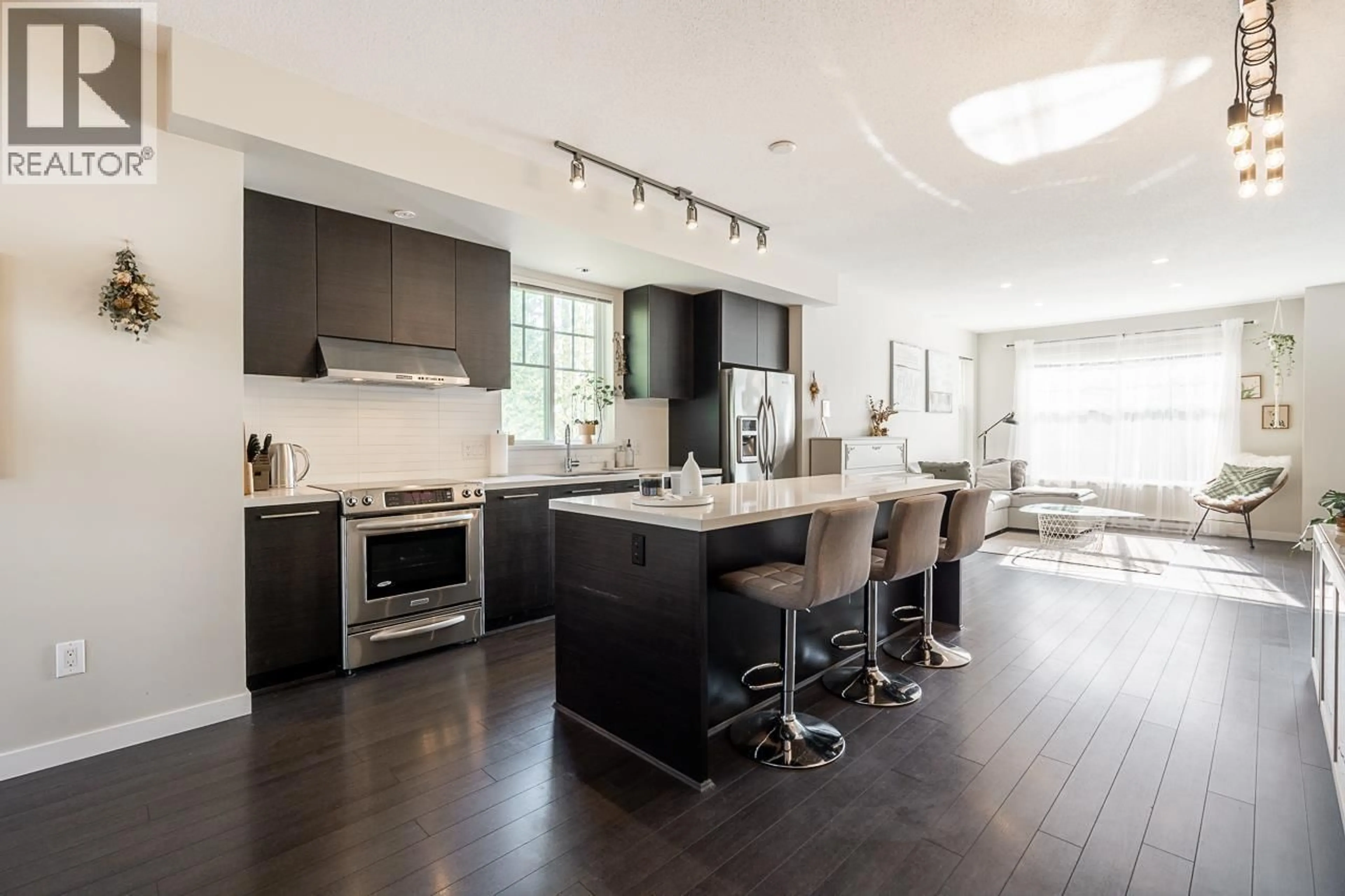 Open concept kitchen, unknown for 9 - 3461 PRINCETON AVENUE, Coquitlam British Columbia V3E0M2