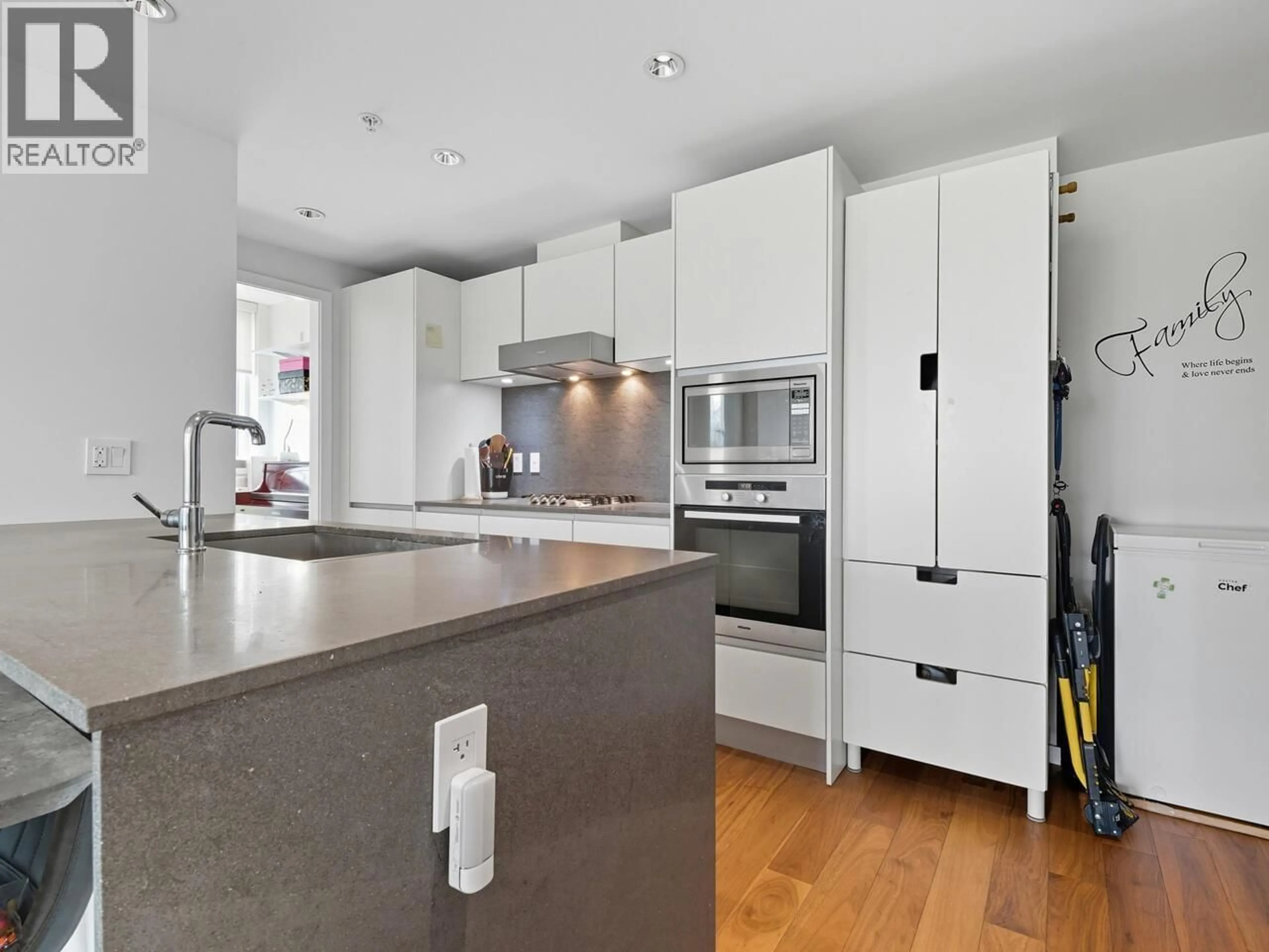 Unknown for 702 - 8488 CORNISH STREET, Vancouver British Columbia V6P0C2