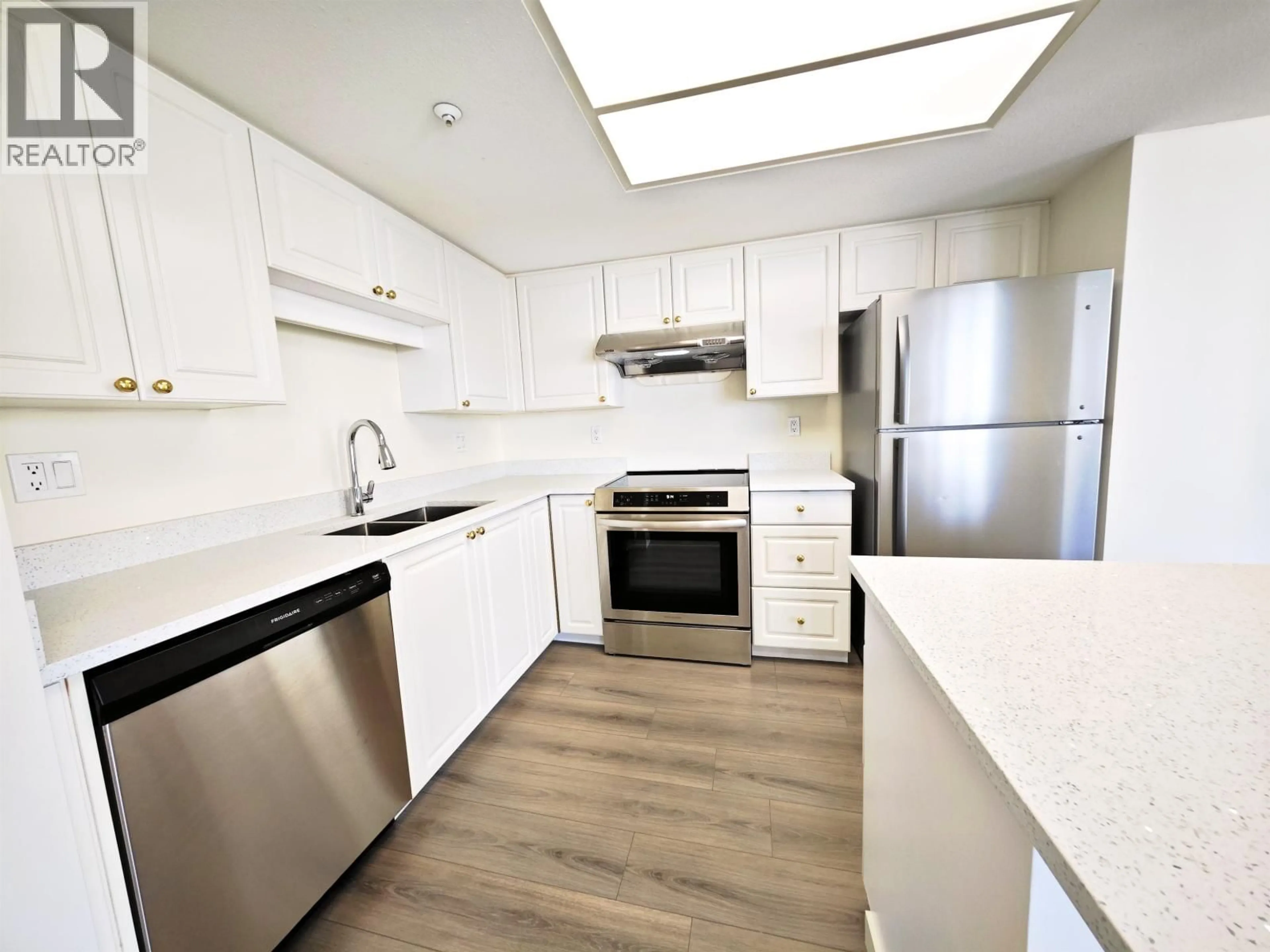 Standard kitchen, unknown for 1603 - 719 PRINCESS STREET, New Westminster British Columbia V3M6T9