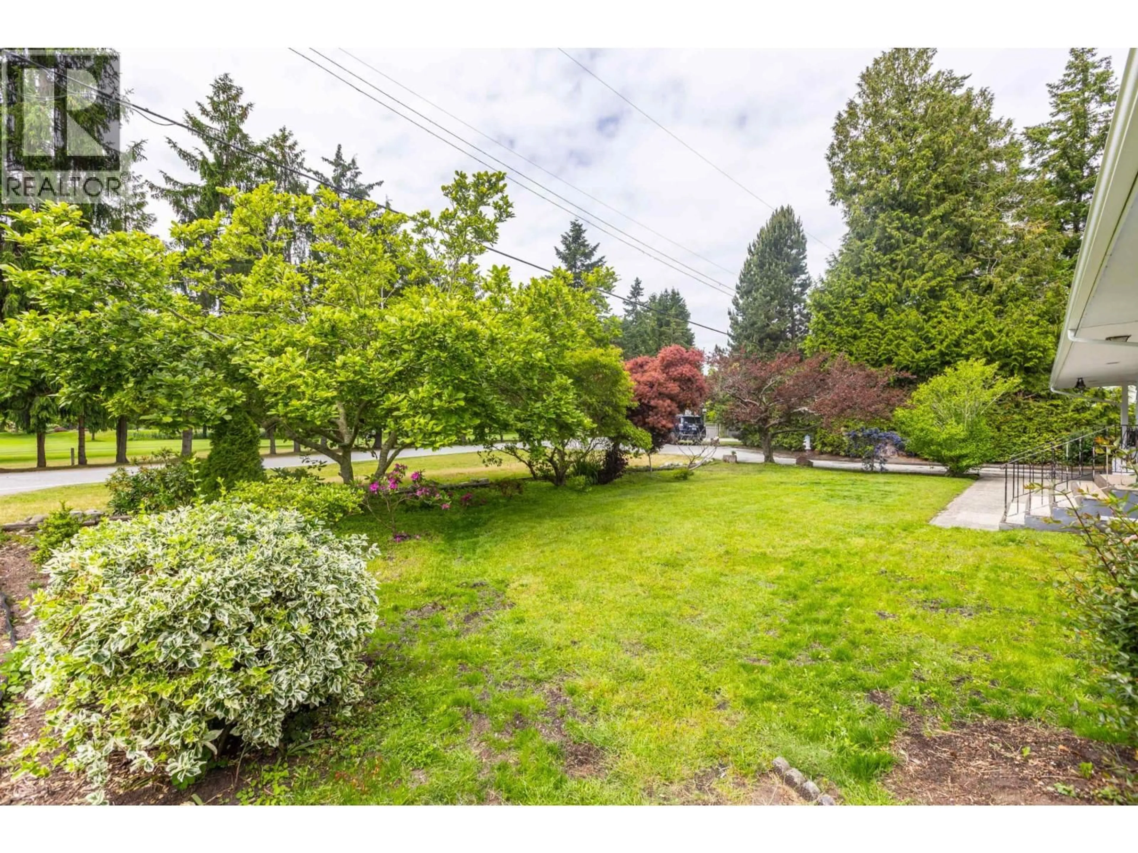 A pic from outside/outdoor area/front of a property/back of a property/a pic from drone, unknown for 1320 FARRELL AVENUE, Delta British Columbia V4L1V2
