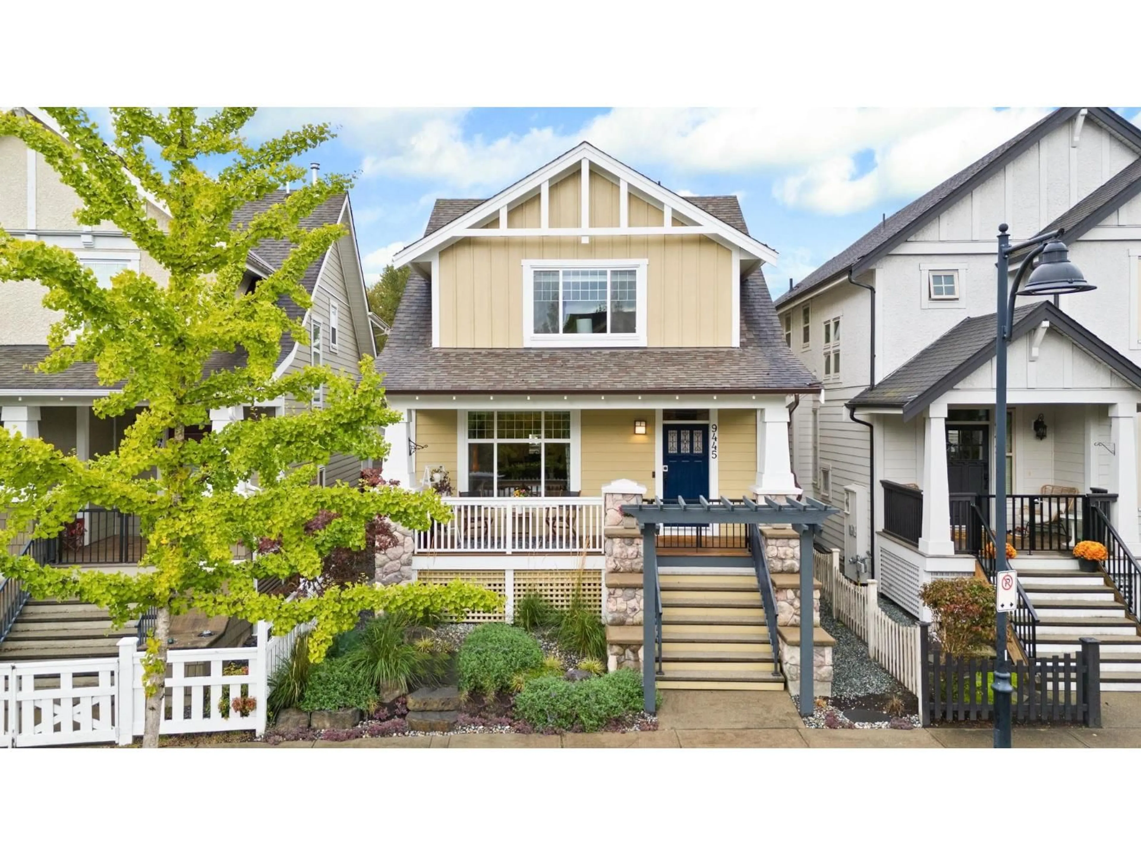 Home with vinyl exterior material, street for 9445 KANAKA, Langley British Columbia V1M4G4