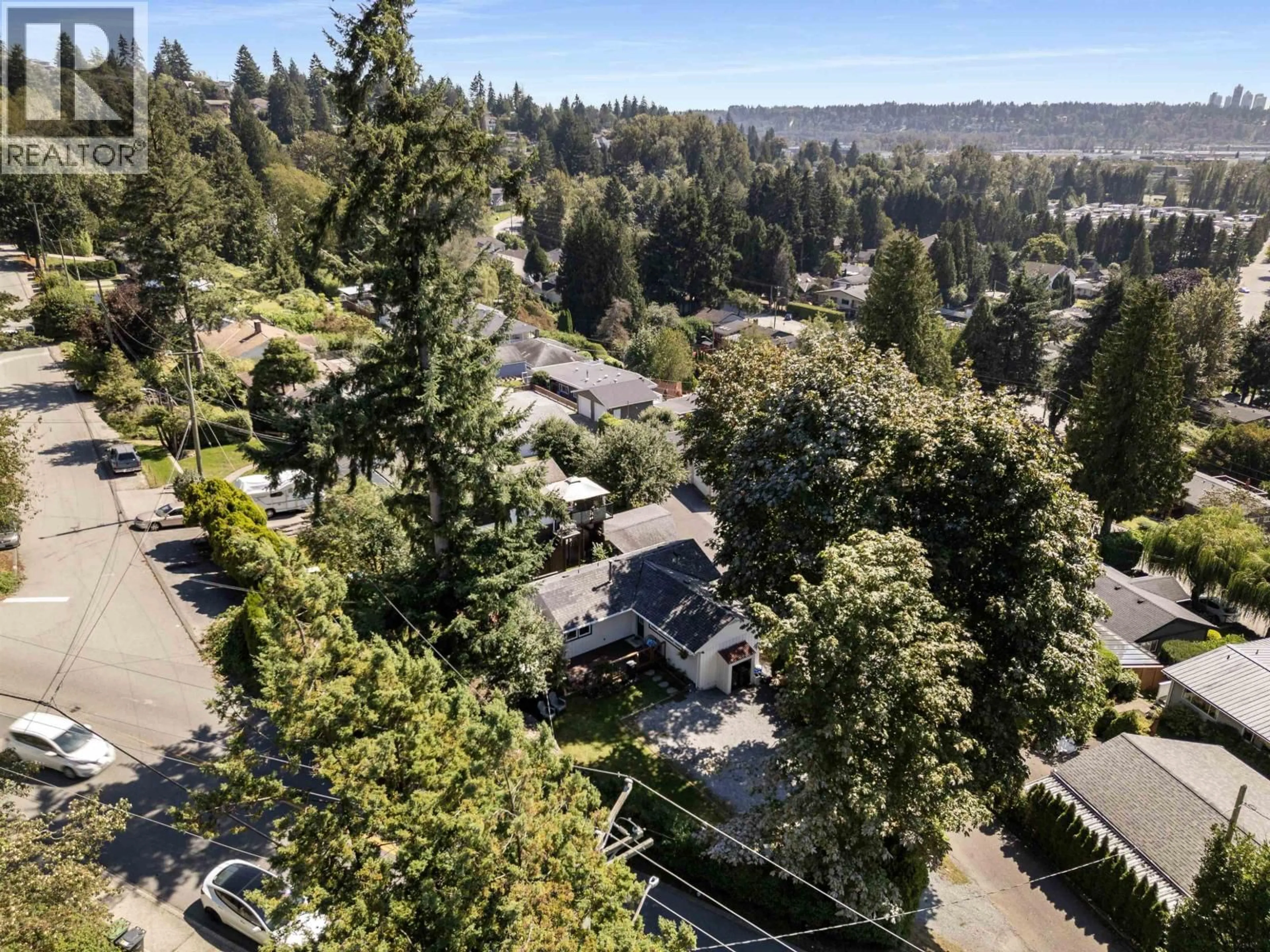 A pic from outside/outdoor area/front of a property/back of a property/a pic from drone, unknown for 1706 GLENDALE AVENUE, Coquitlam British Columbia V3K1X4