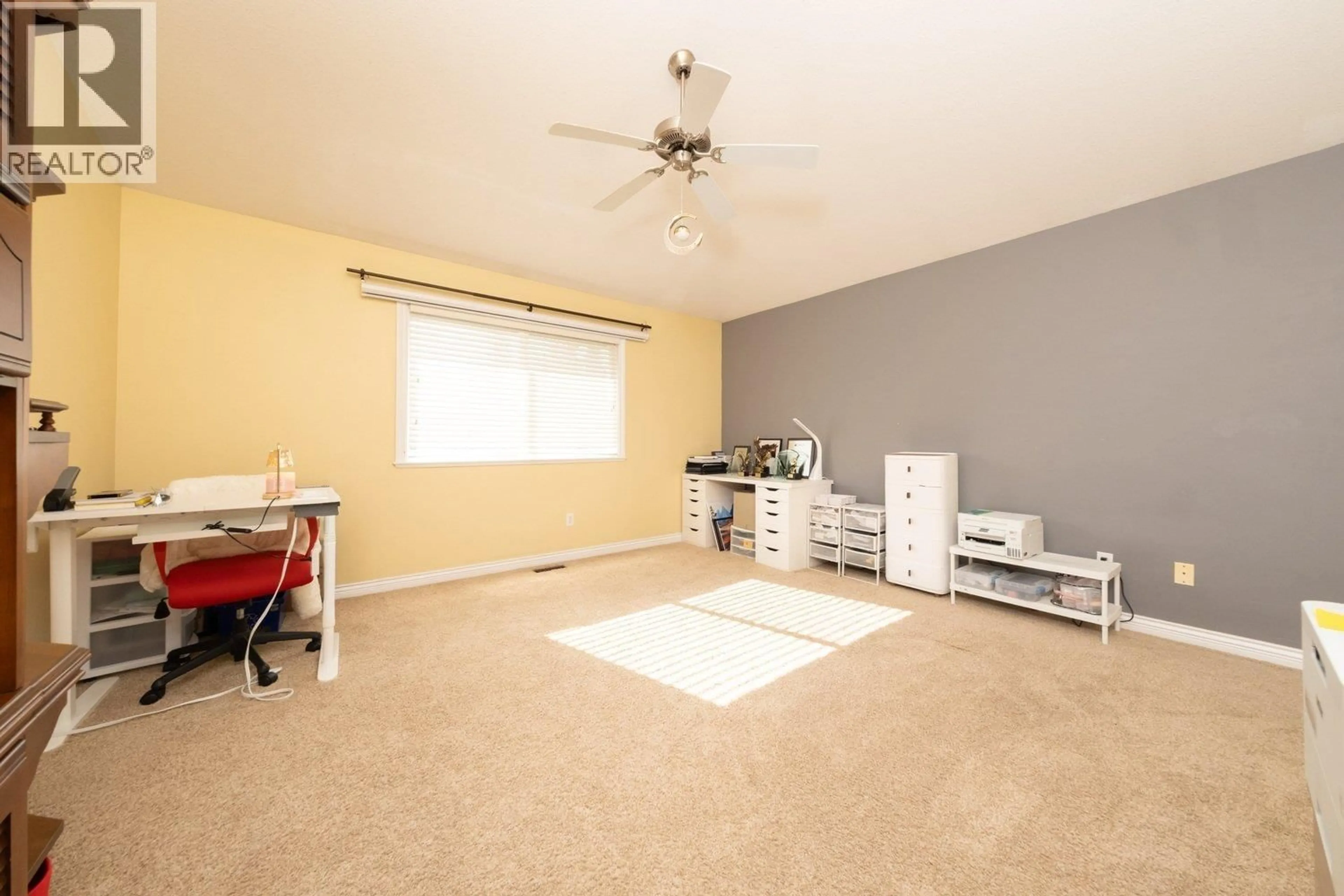A pic of a room for 23622 111A AVENUE, Maple Ridge British Columbia V2W2G1