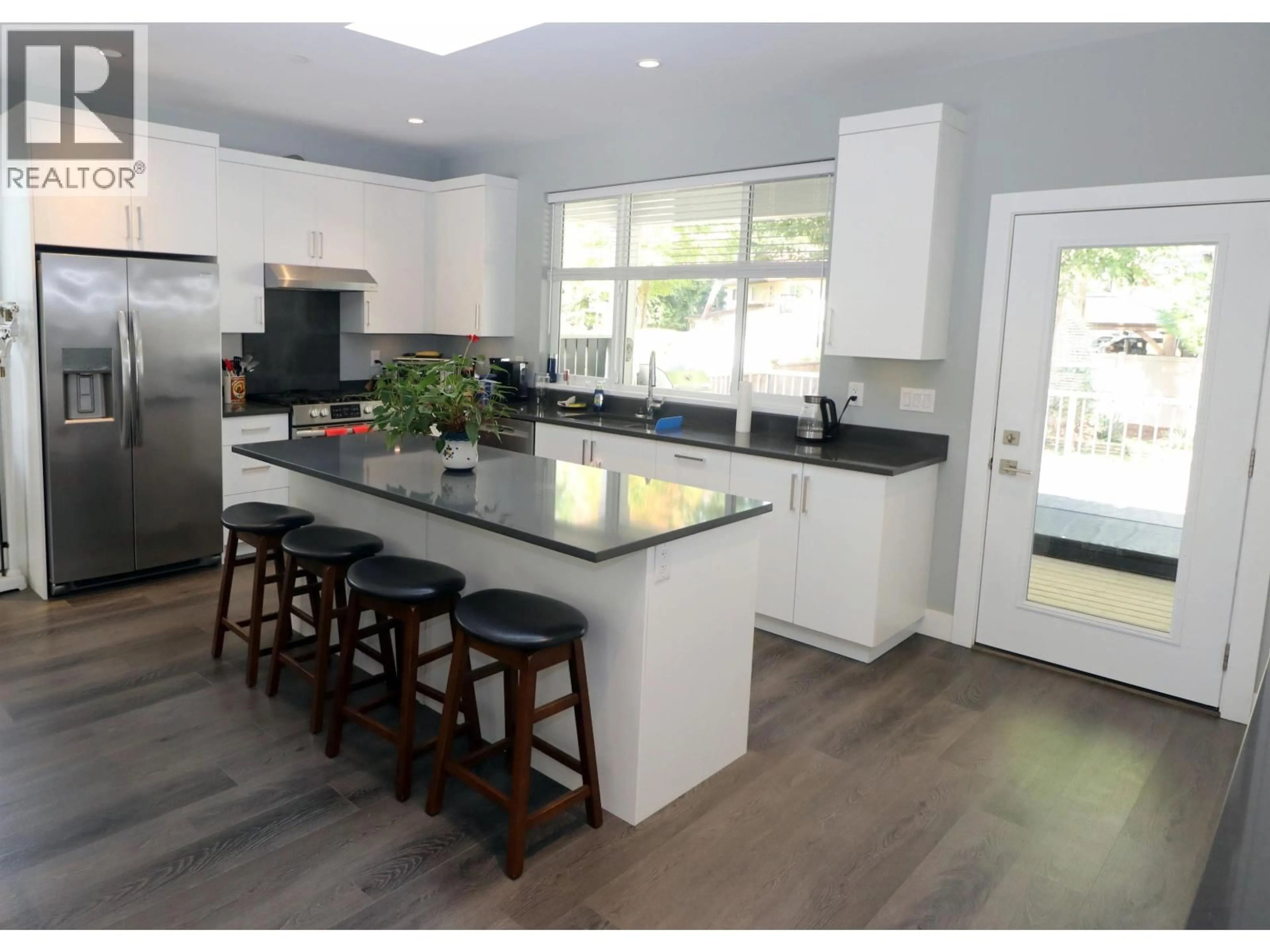 Open concept kitchen, unknown for 2705 DAVIES AVENUE, Port Coquitlam British Columbia V3C2K1