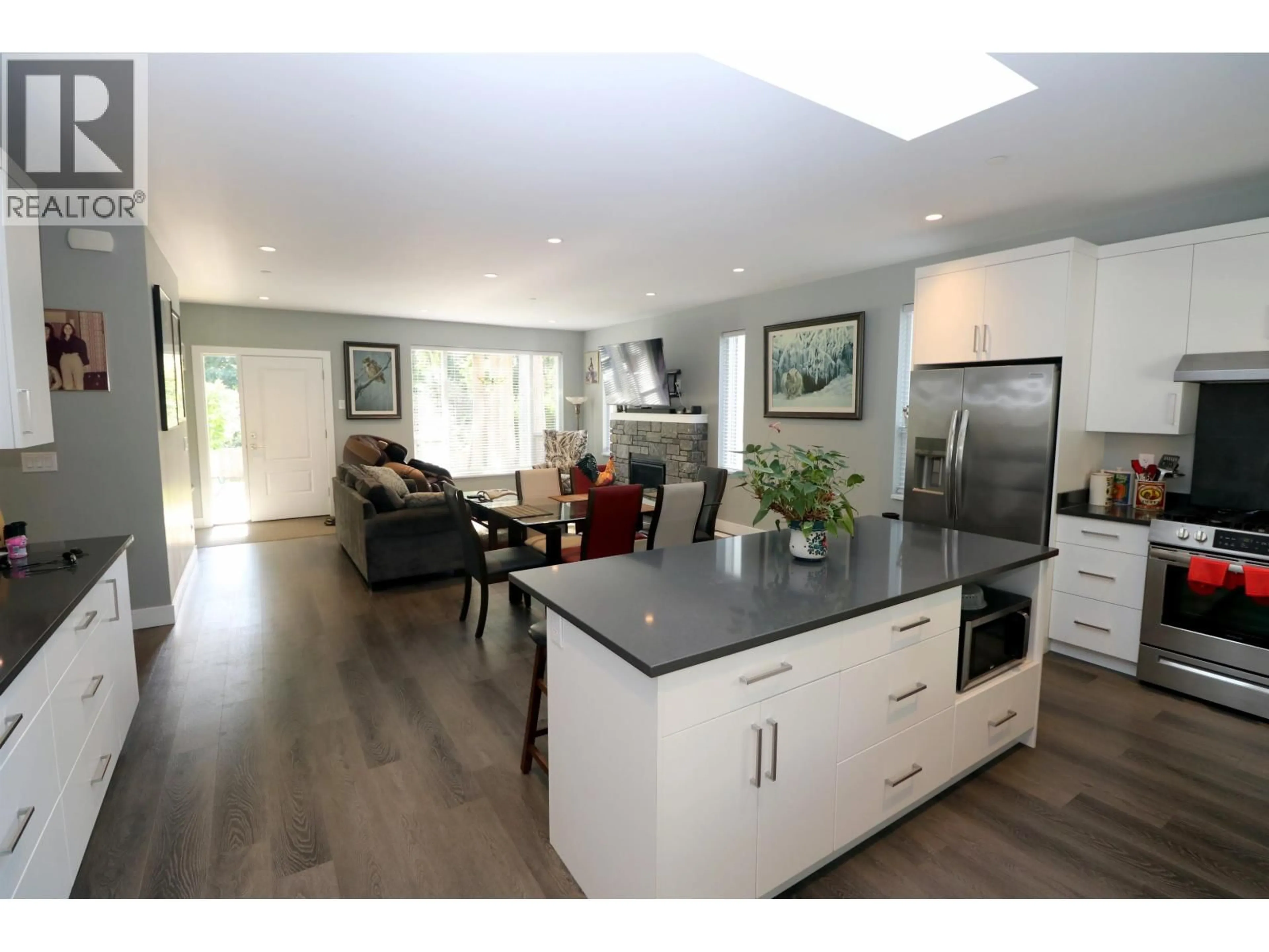 Open concept kitchen, unknown for 2705 DAVIES AVENUE, Port Coquitlam British Columbia V3C2K1