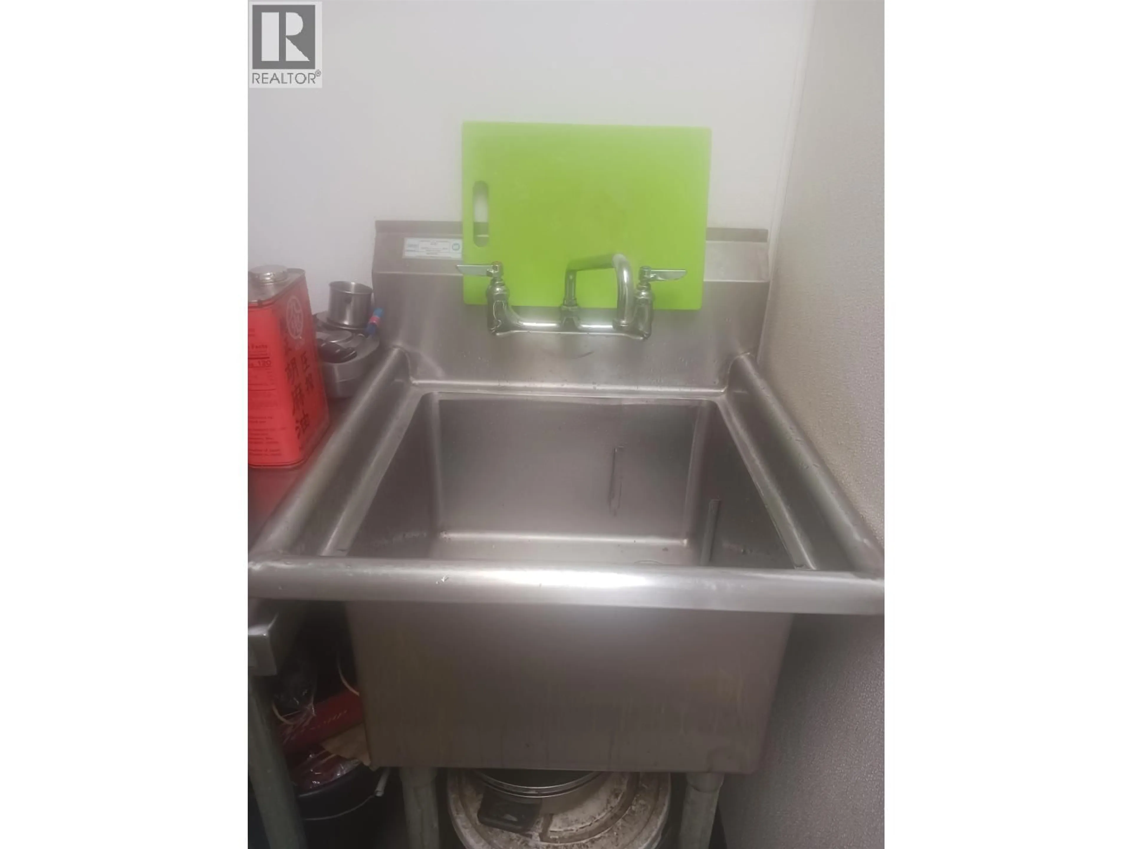 Standard kitchen, unknown for 2138 HASTING STREET, Vancouver British Columbia V3L1V1