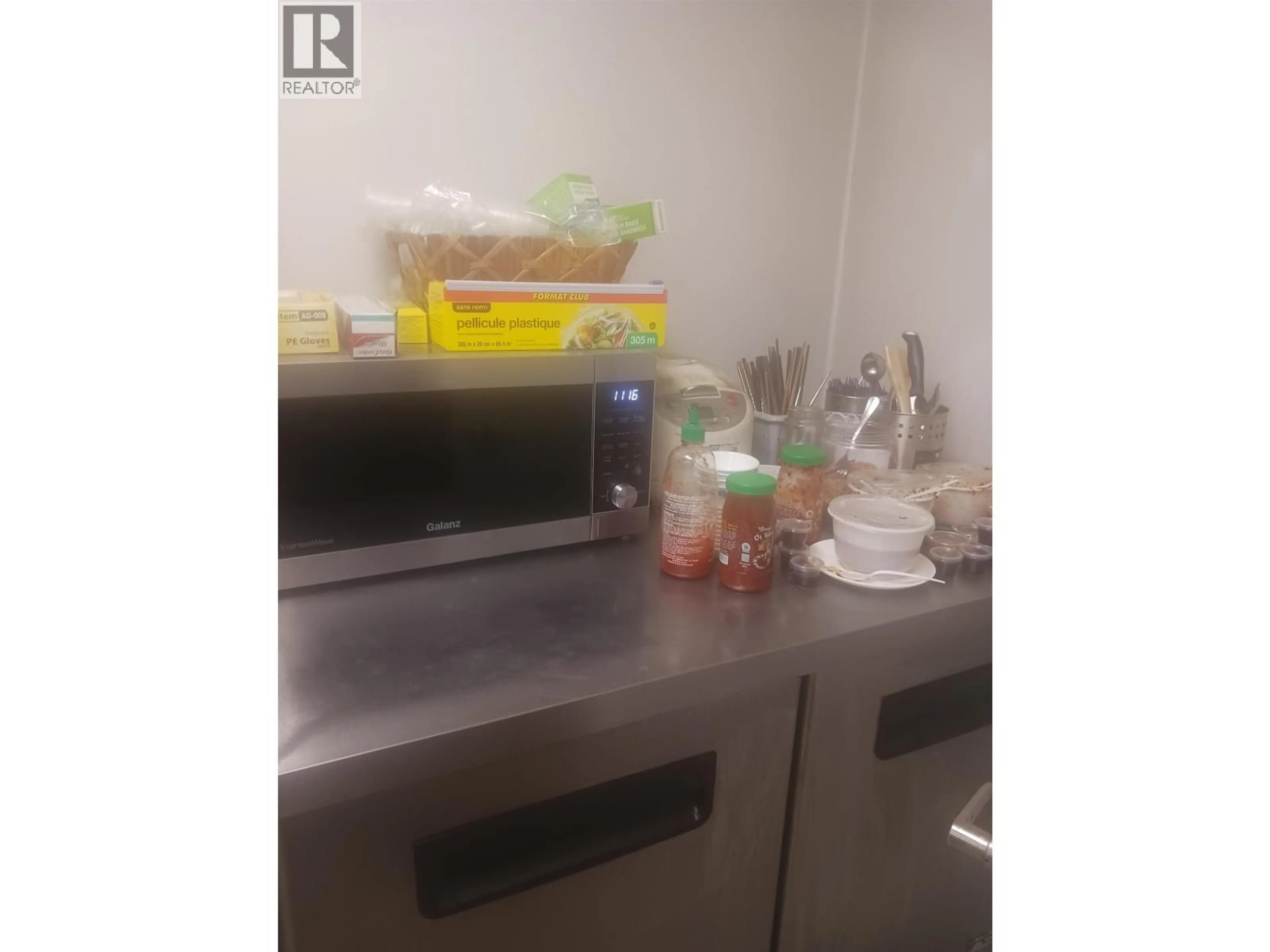 Standard kitchen, unknown for 2138 HASTING STREET, Vancouver British Columbia V3L1V1