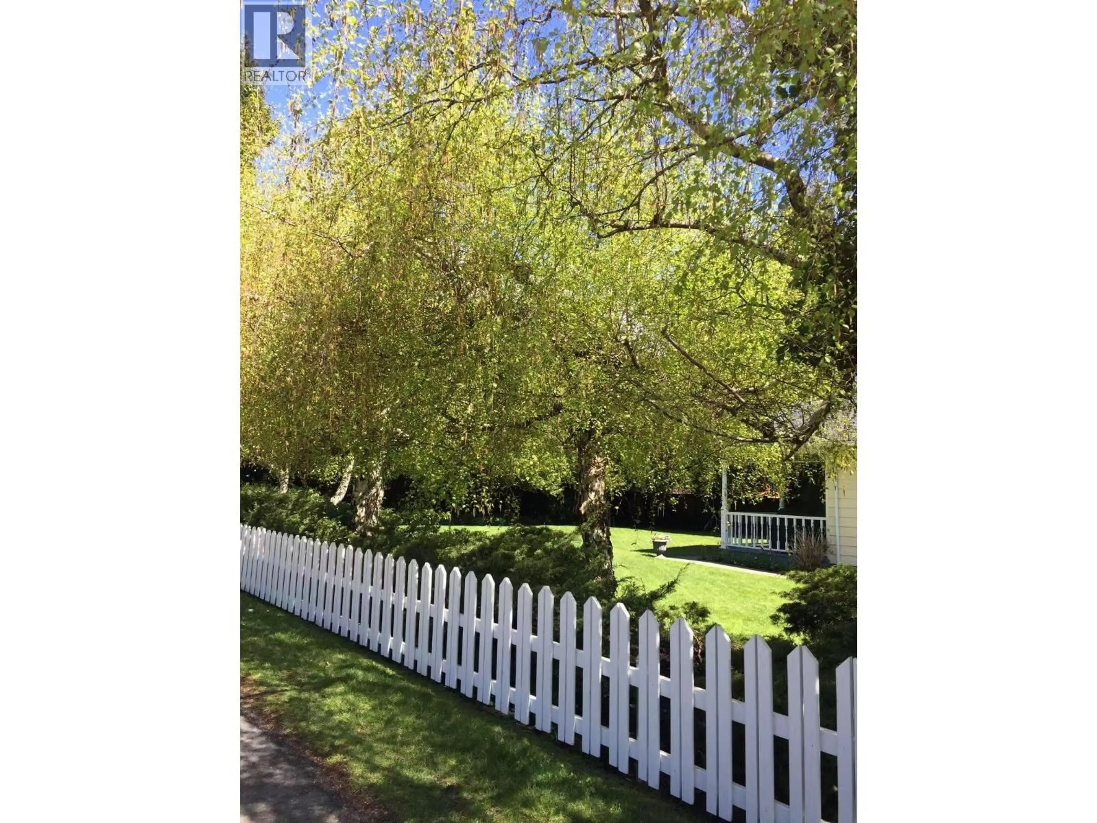 A pic from outside/outdoor area/front of a property/back of a property/a pic from drone, street for 128 53 STREET, Delta British Columbia V4M3B2