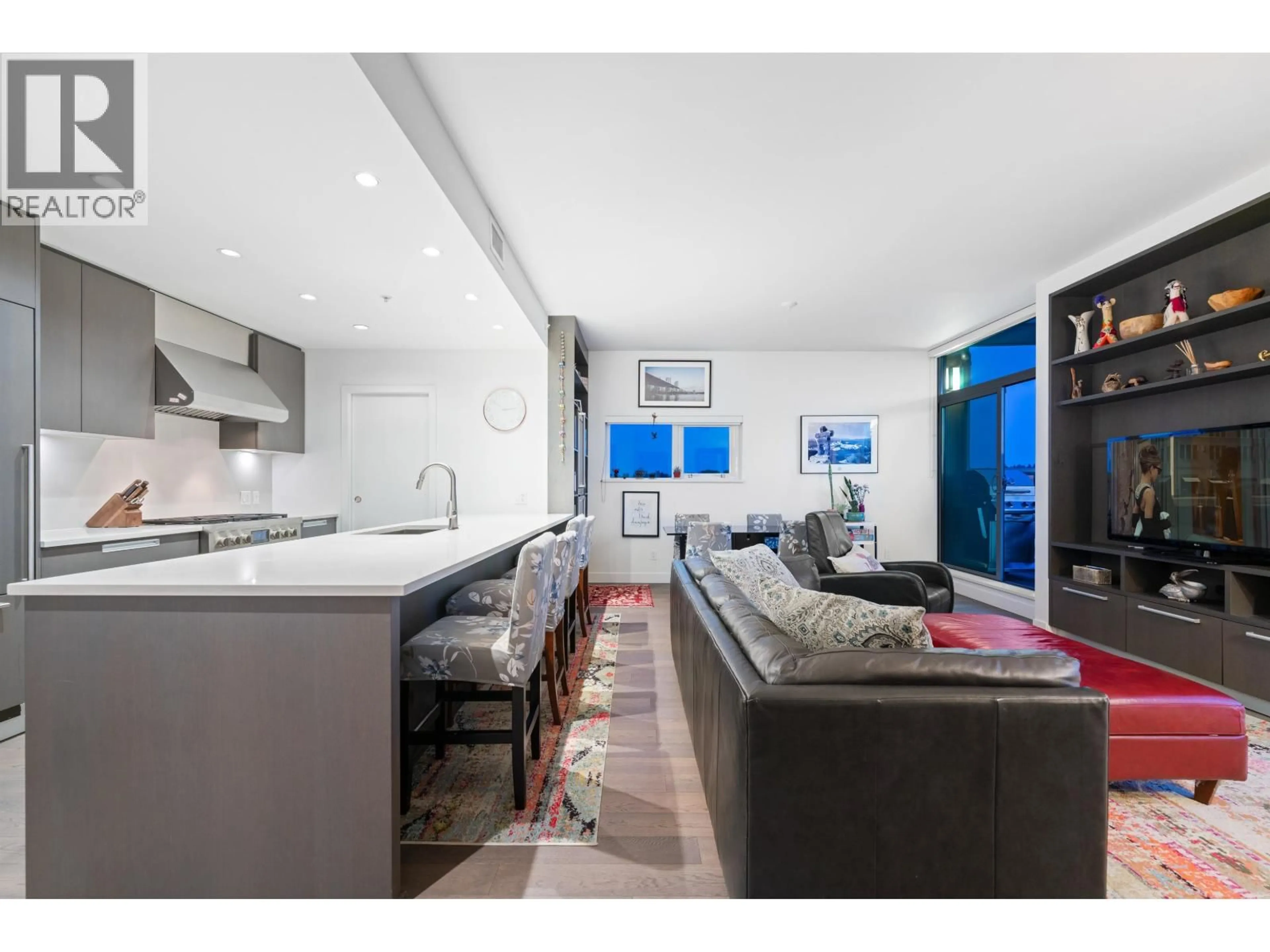 Open concept kitchen, unknown for 1606 - 288 1ST AVENUE, Vancouver British Columbia V6C3L2
