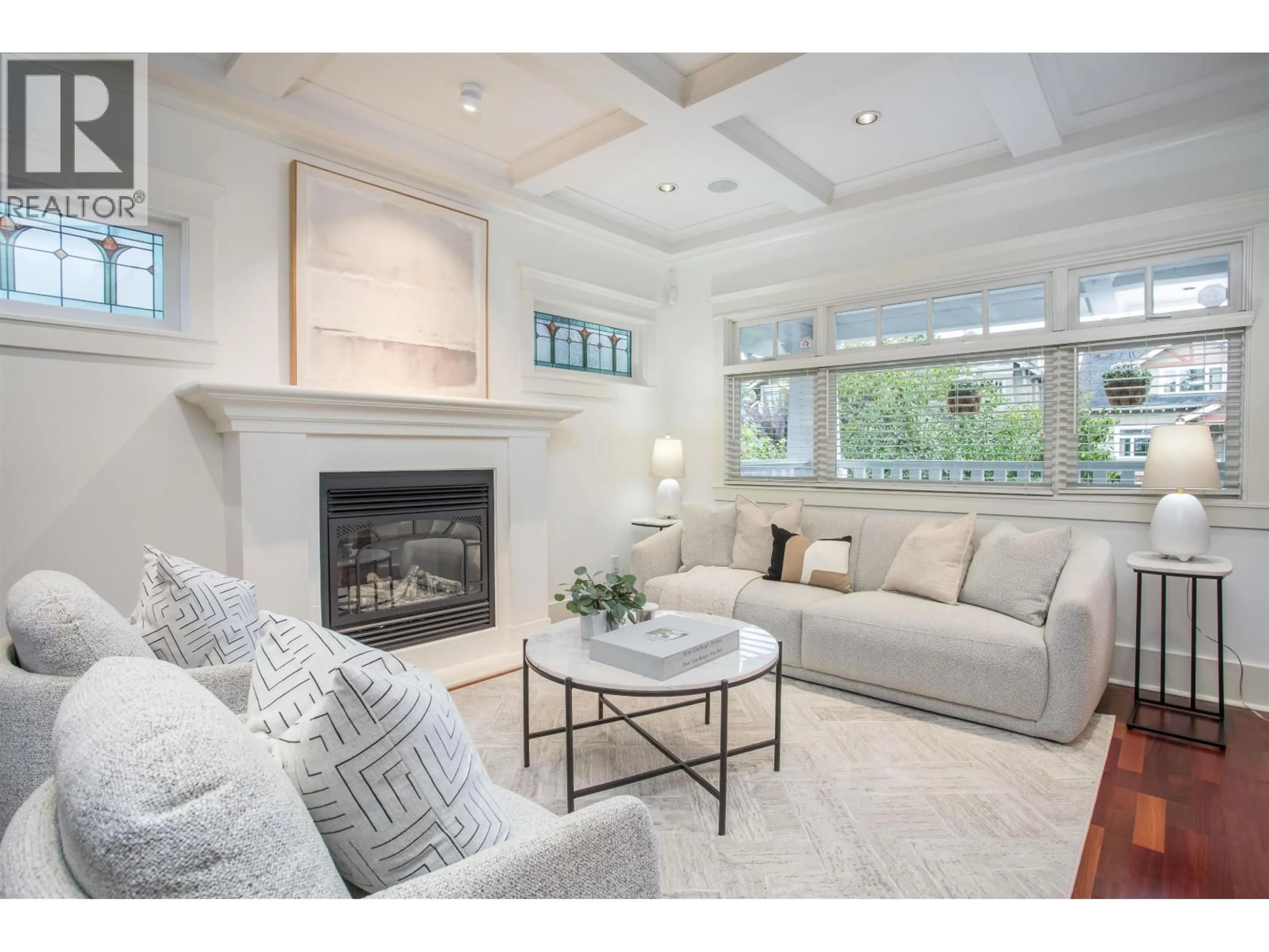 Living room with furniture, unknown for 3242 3RD AVENUE, Vancouver British Columbia V6K1N4