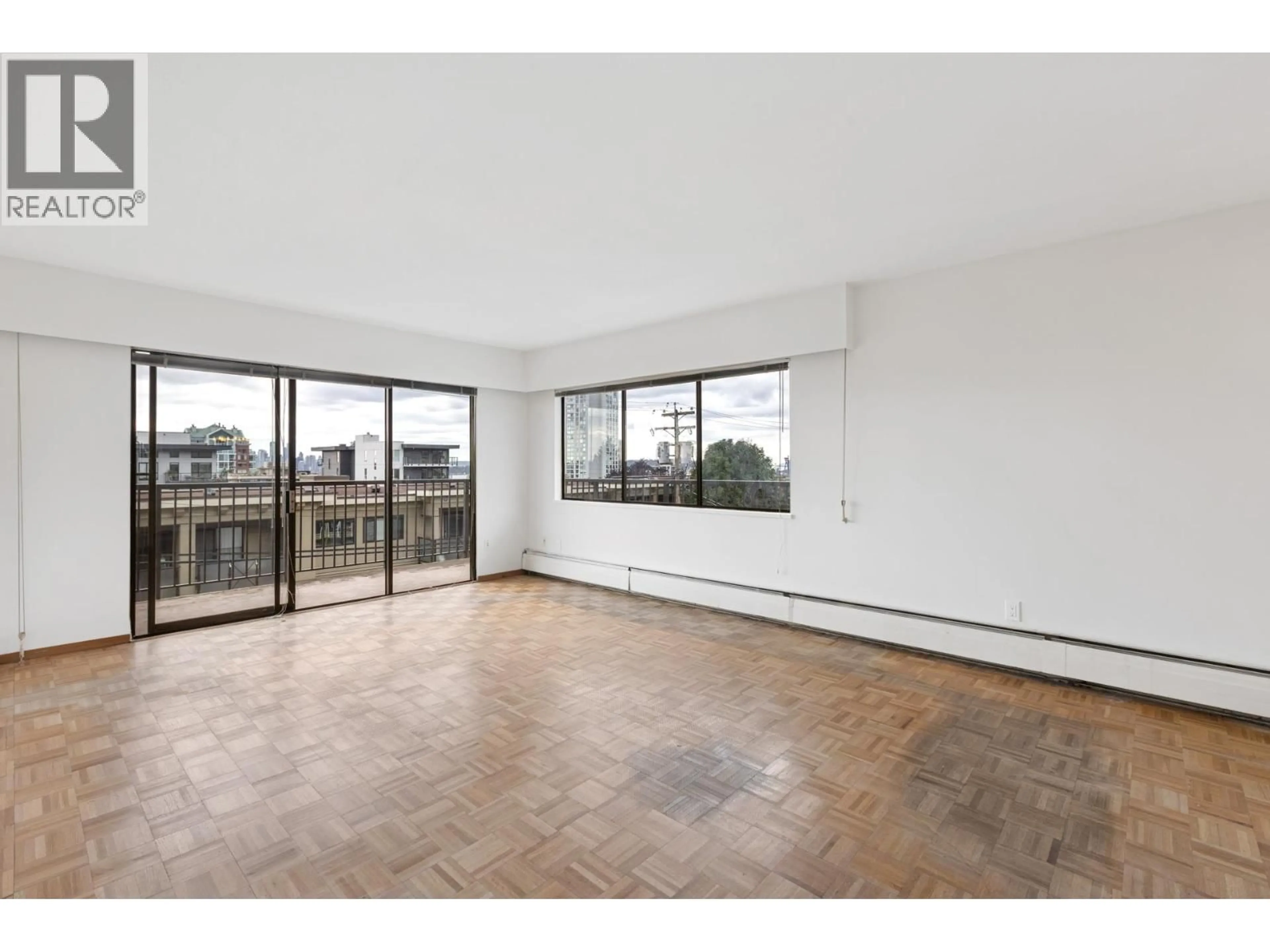 A pic of a room for 211 - 155 5TH STREET, North Vancouver British Columbia V7L1L3