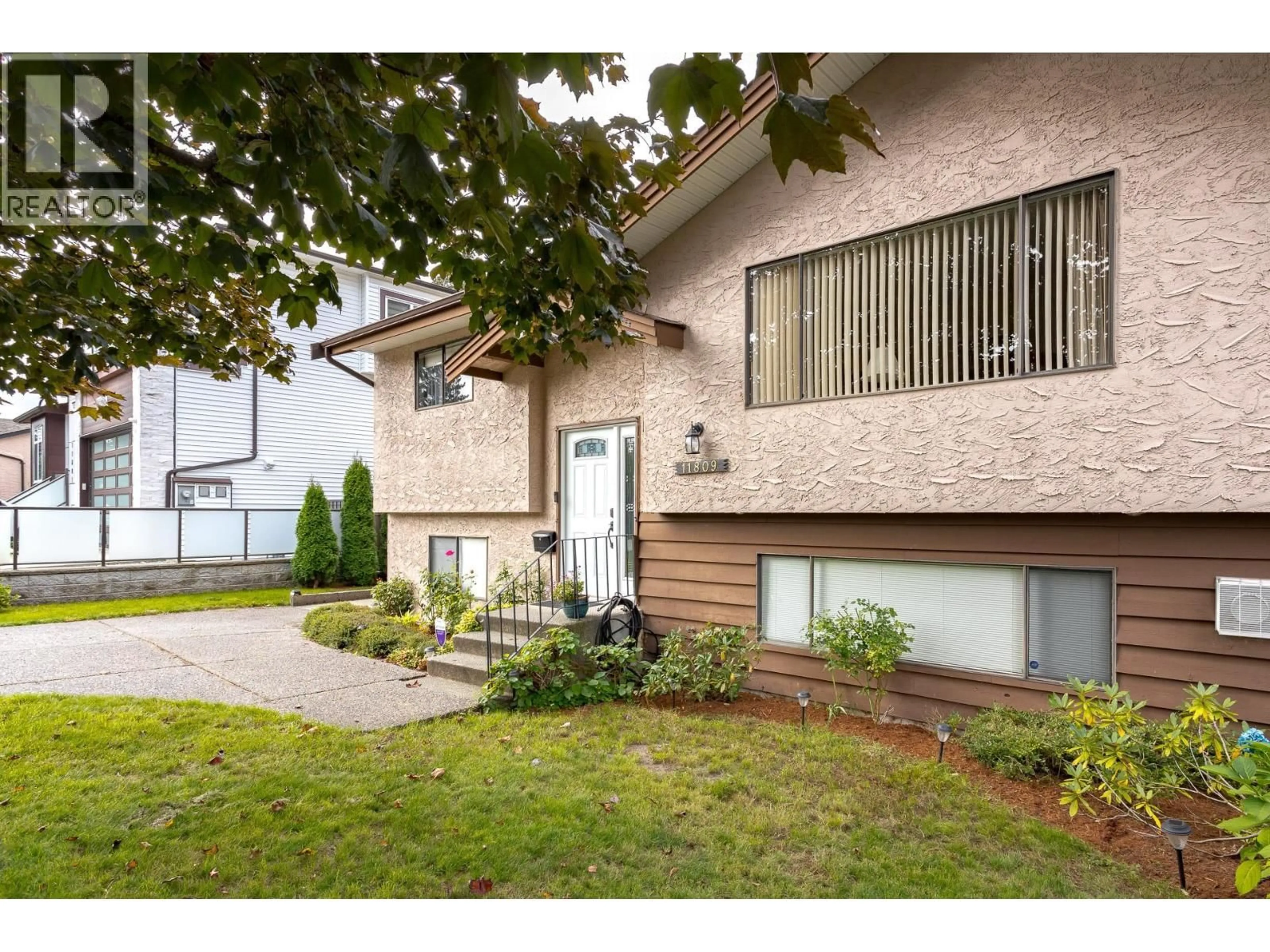 Unknown for 11809 230 STREET, Maple Ridge British Columbia V2X6R3