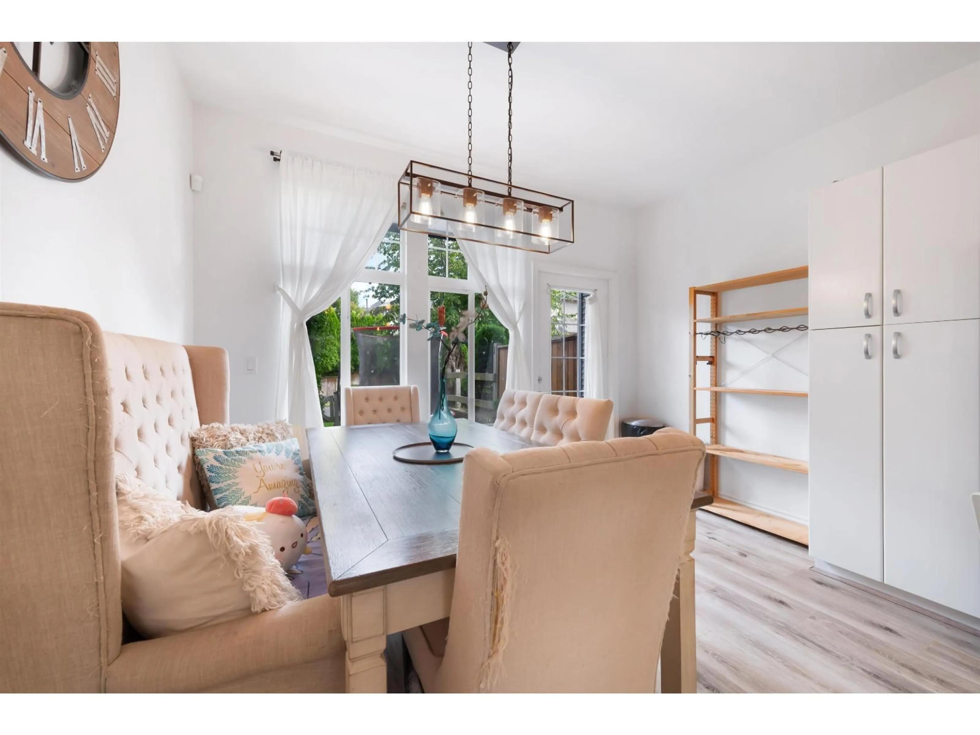 Dining room, wood/laminate floor for 48 - 18828 69, Surrey British Columbia V4N5L3