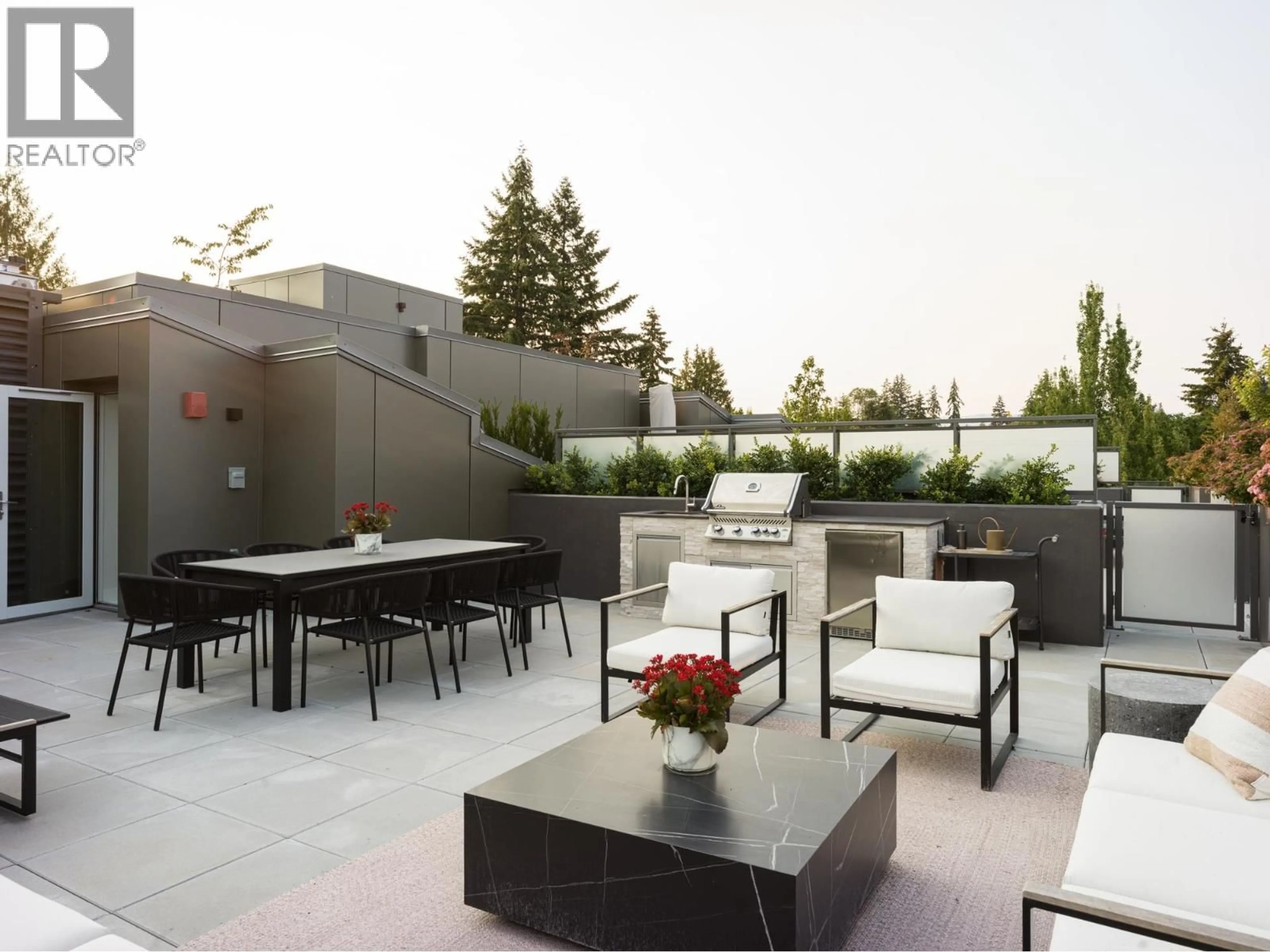 Patio, street for 404 - 3636 39TH AVENUE, Vancouver British Columbia V6N0E8