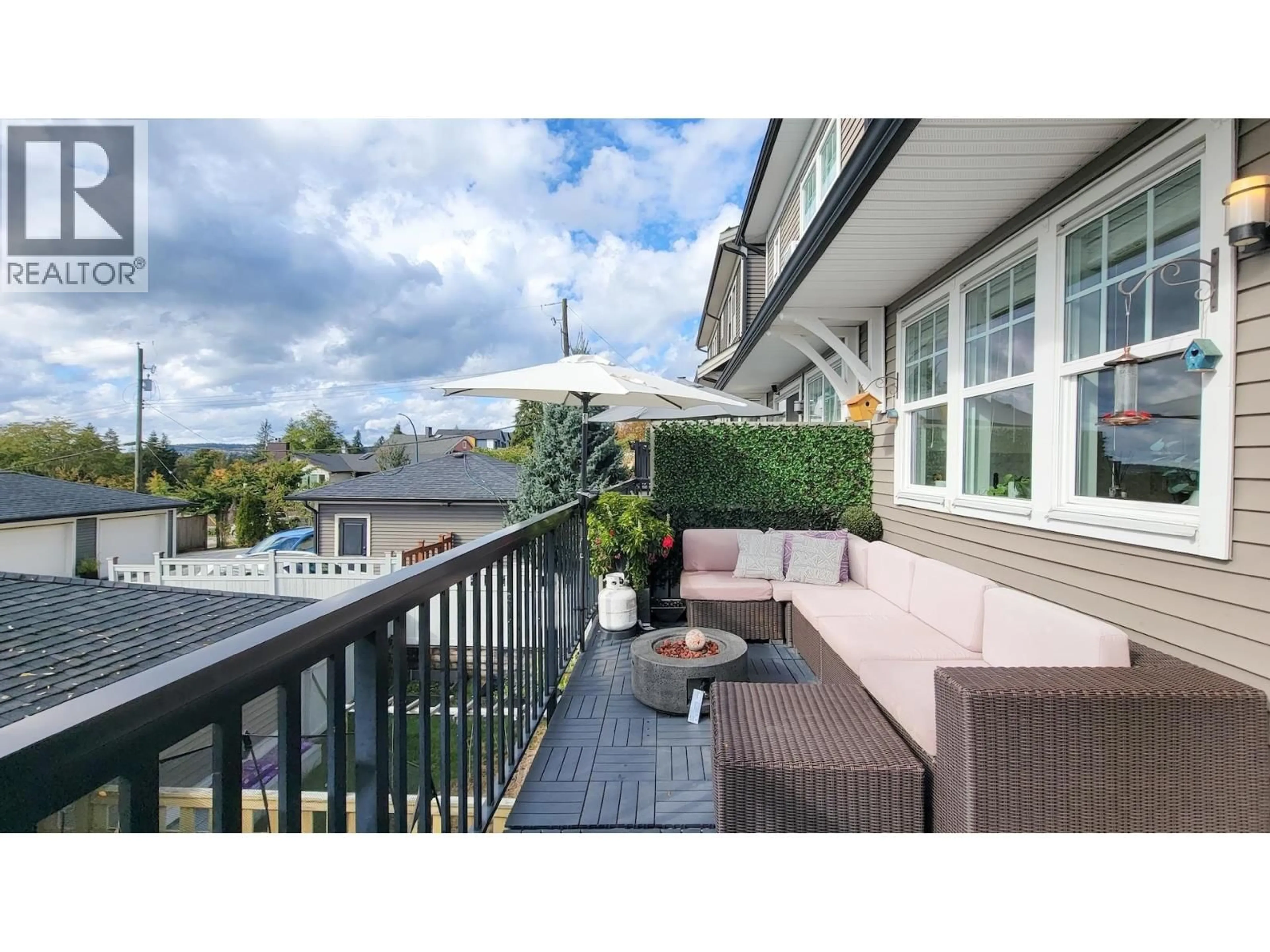 Patio, unknown for 4 - 3432 GISLASON AVENUE, Coquitlam British Columbia V3B3H7
