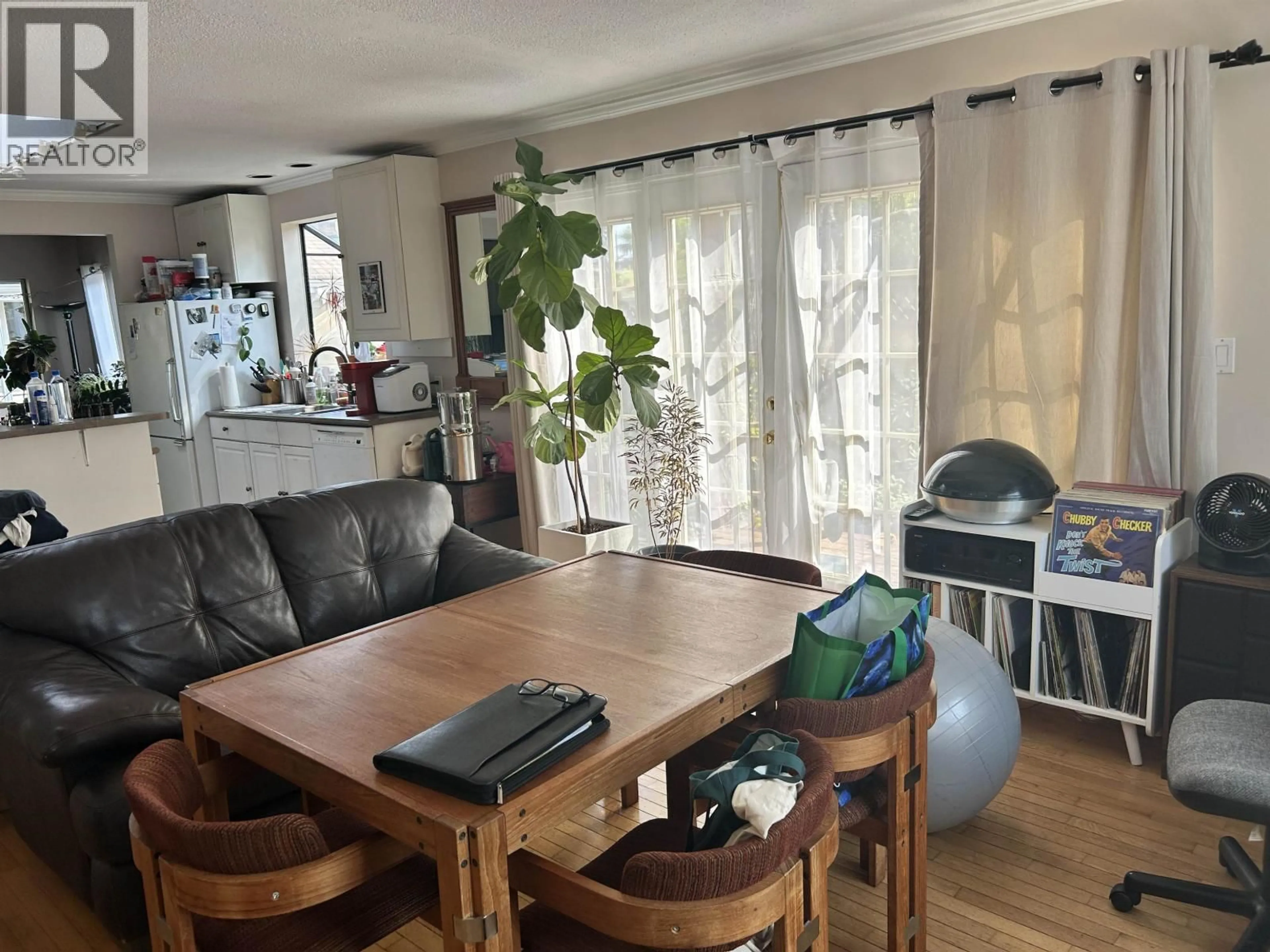 Unknown for 206 66A STREET, Delta British Columbia V4L1M5