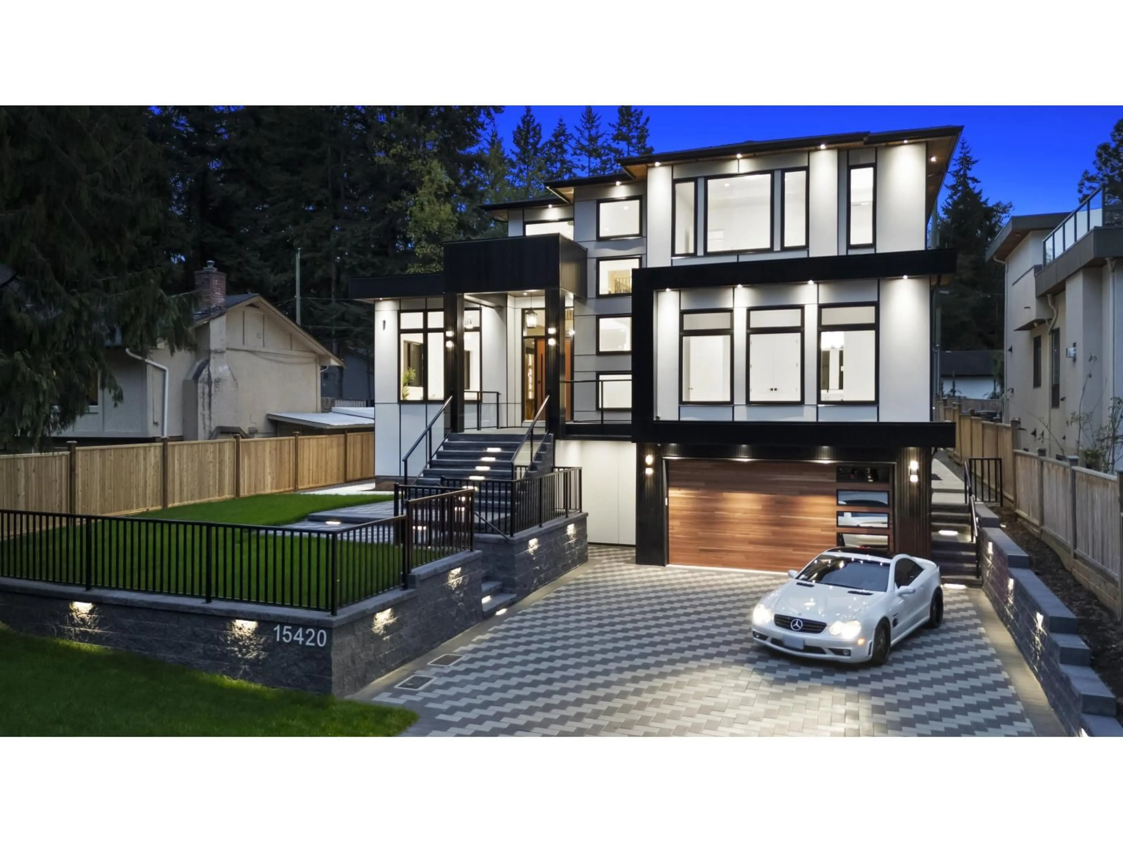 Home with brick exterior material, street for 15420 27A, Surrey British Columbia V4P1E9
