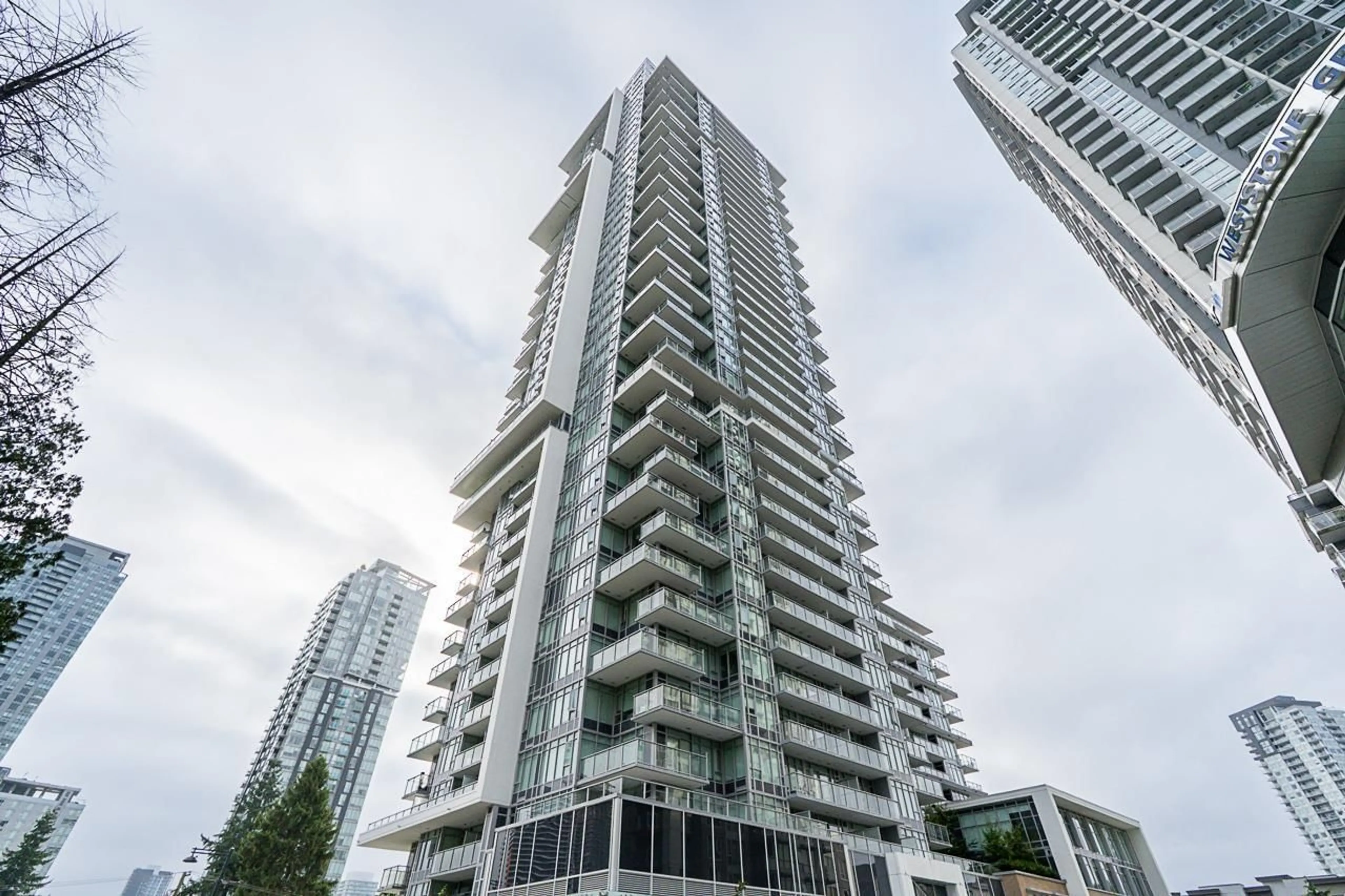 Unknown for 614 - 13350 CENTRAL, Surrey British Columbia V3T0S1