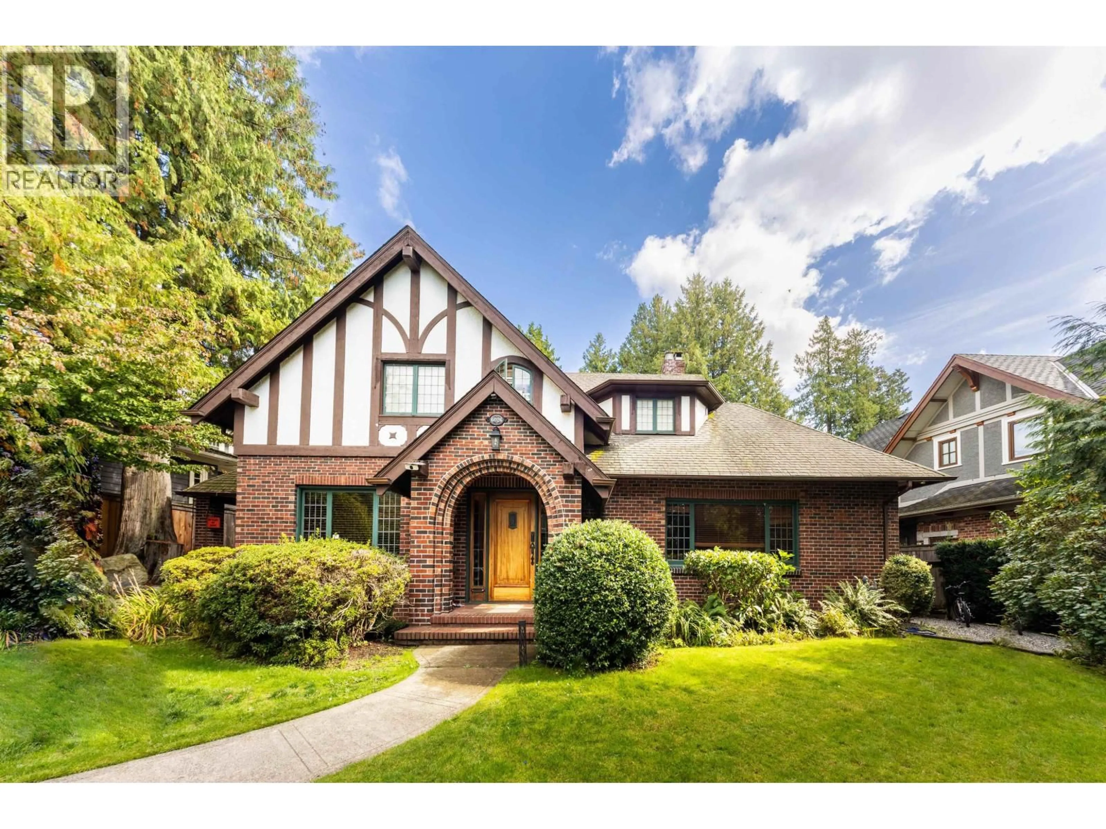 Home with brick exterior material, street for 6026 ANGUS DRIVE, Vancouver British Columbia V6M3P1