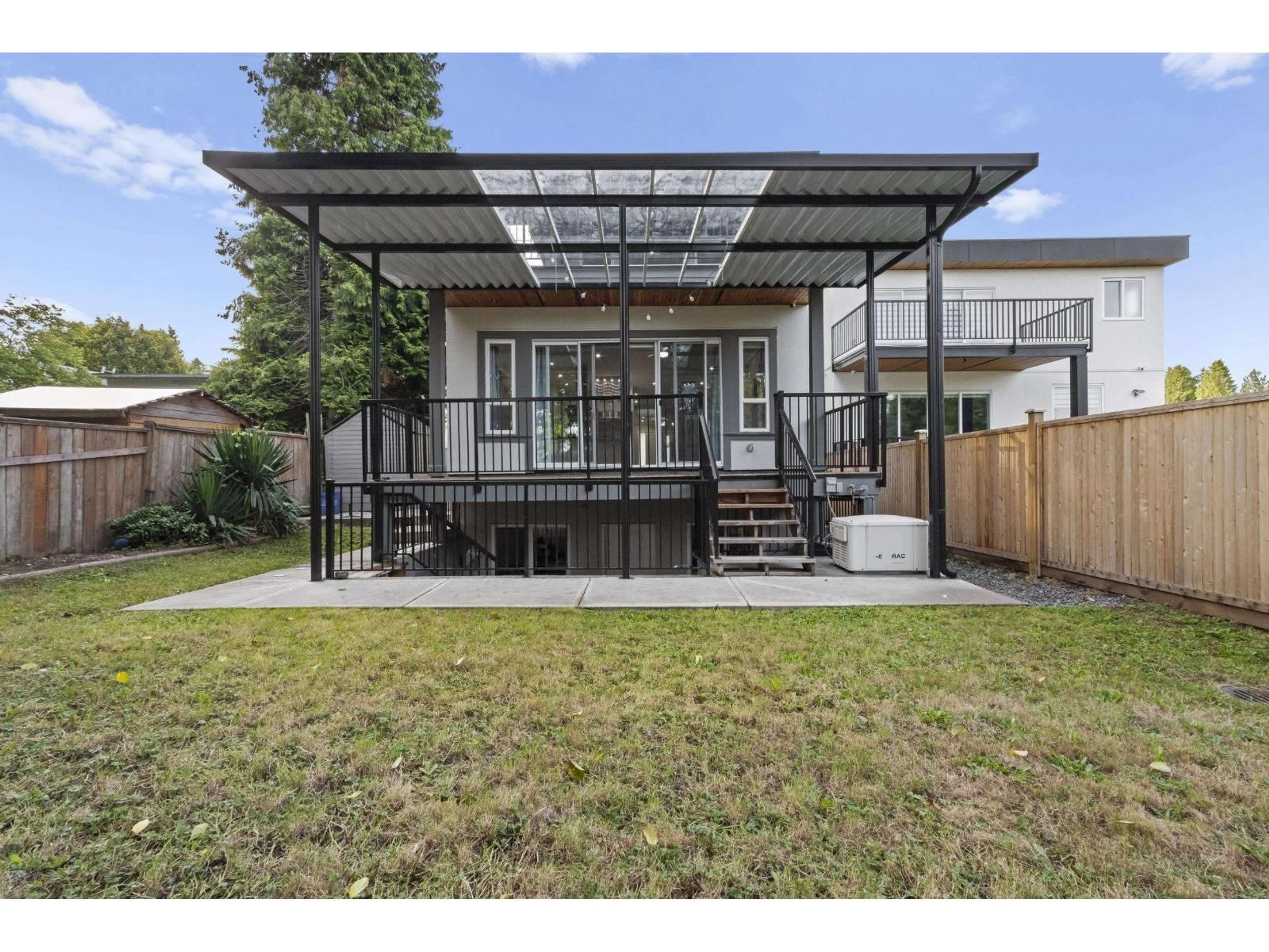 Unknown for 15890 RUSSELL, White Rock British Columbia V4B2S4