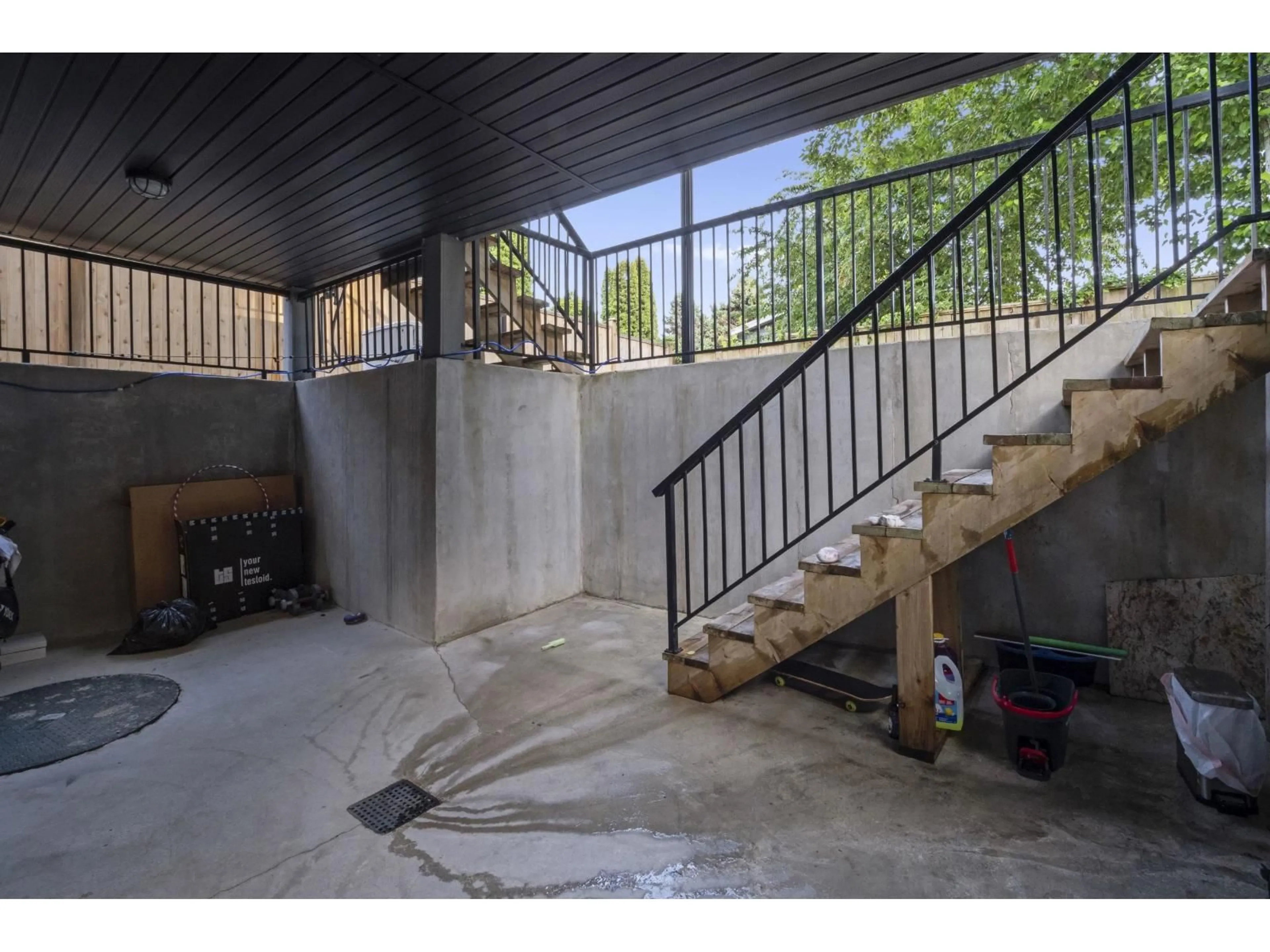 Unknown for 15890 RUSSELL, White Rock British Columbia V4B2S4