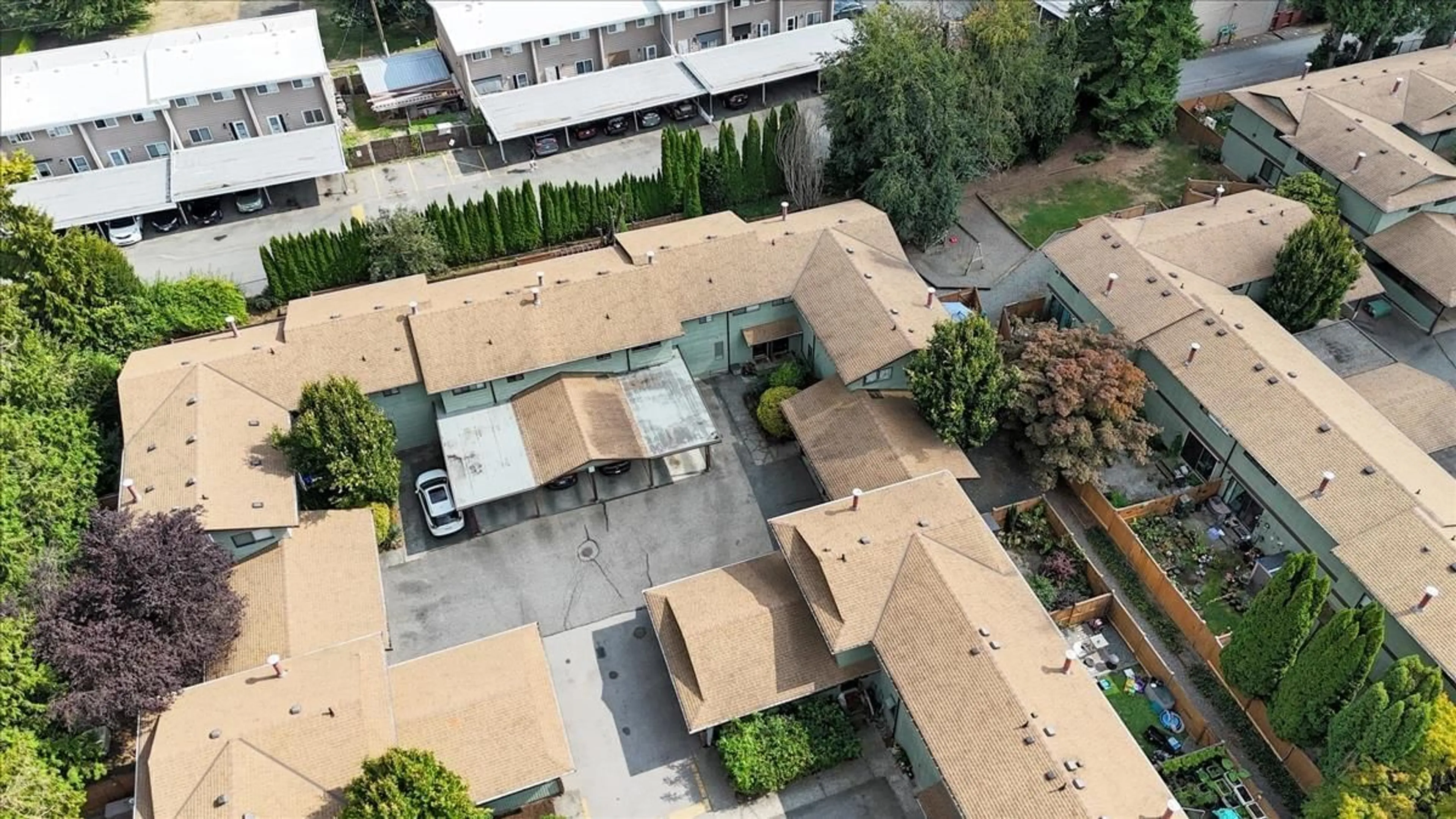 A pic from outside/outdoor area/front of a property/back of a property/a pic from drone, city buildings view from balcony for 28 - 2050 GLADWIN, Abbotsford British Columbia V2S4P8
