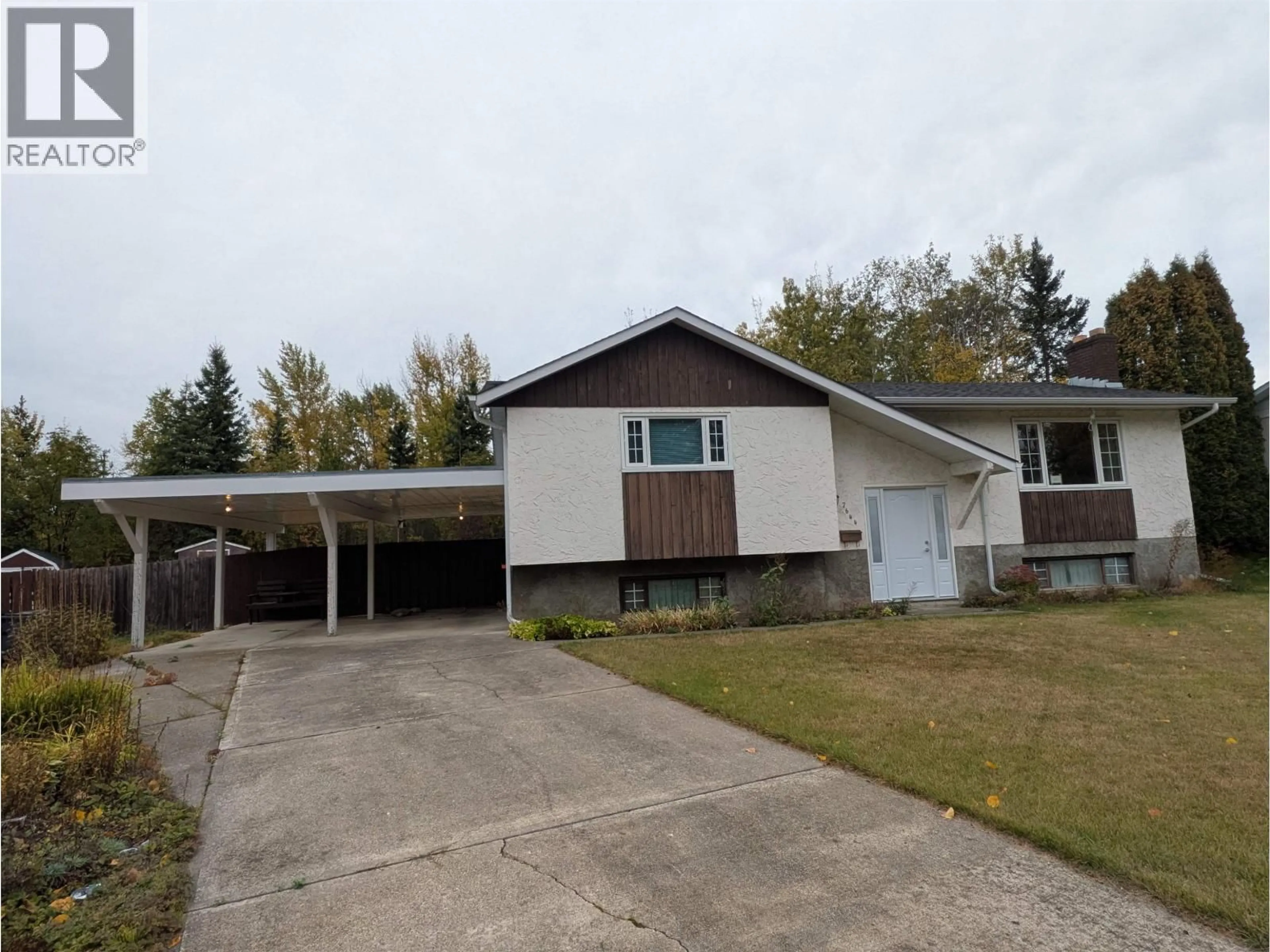 Home with vinyl exterior material, street for 7644 MONCTON CRESCENT, Prince George British Columbia V2N3M1