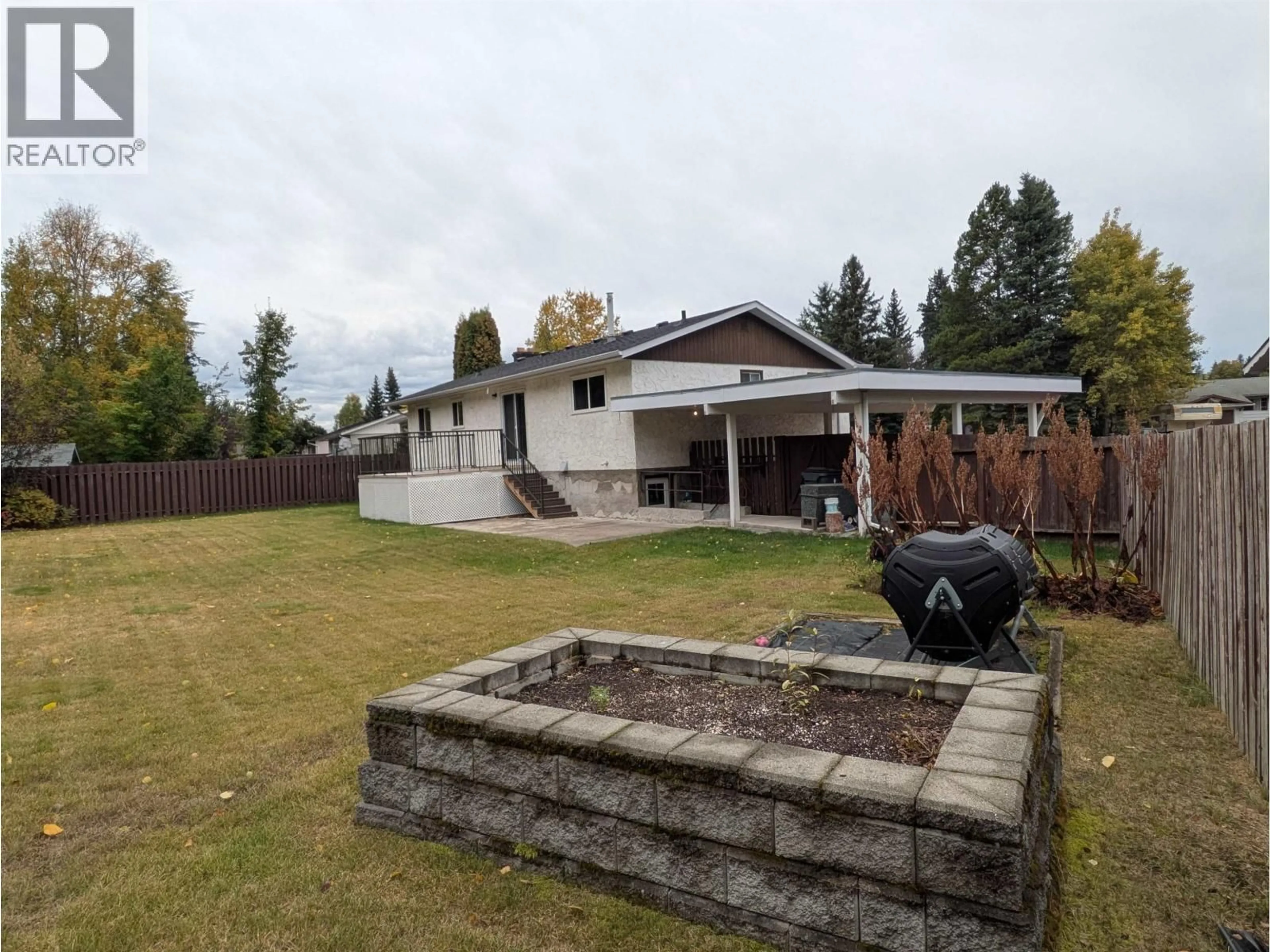 A pic from outside/outdoor area/front of a property/back of a property/a pic from drone, building for 7644 MONCTON CRESCENT, Prince George British Columbia V2N3M1