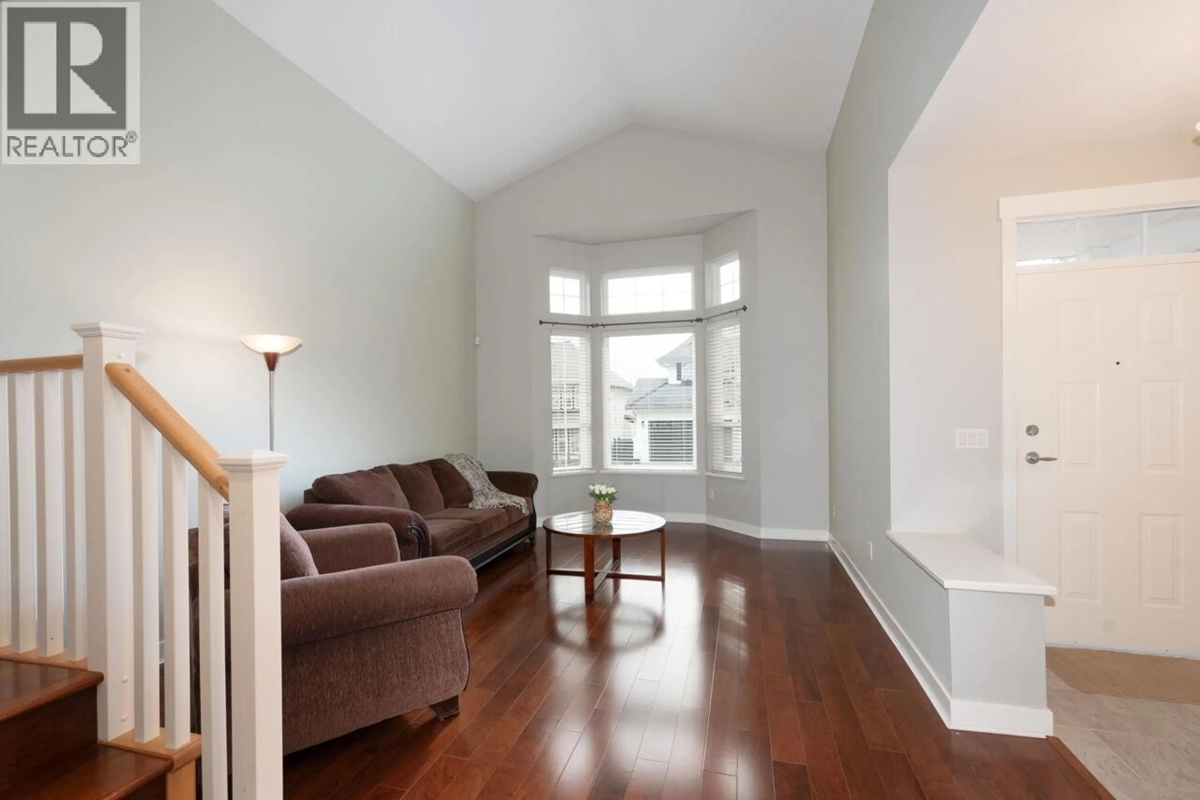 Living room with furniture, wood/laminate floor for 82 CLIFFWOOD DRIVE, Port Moody British Columbia V3H5M1