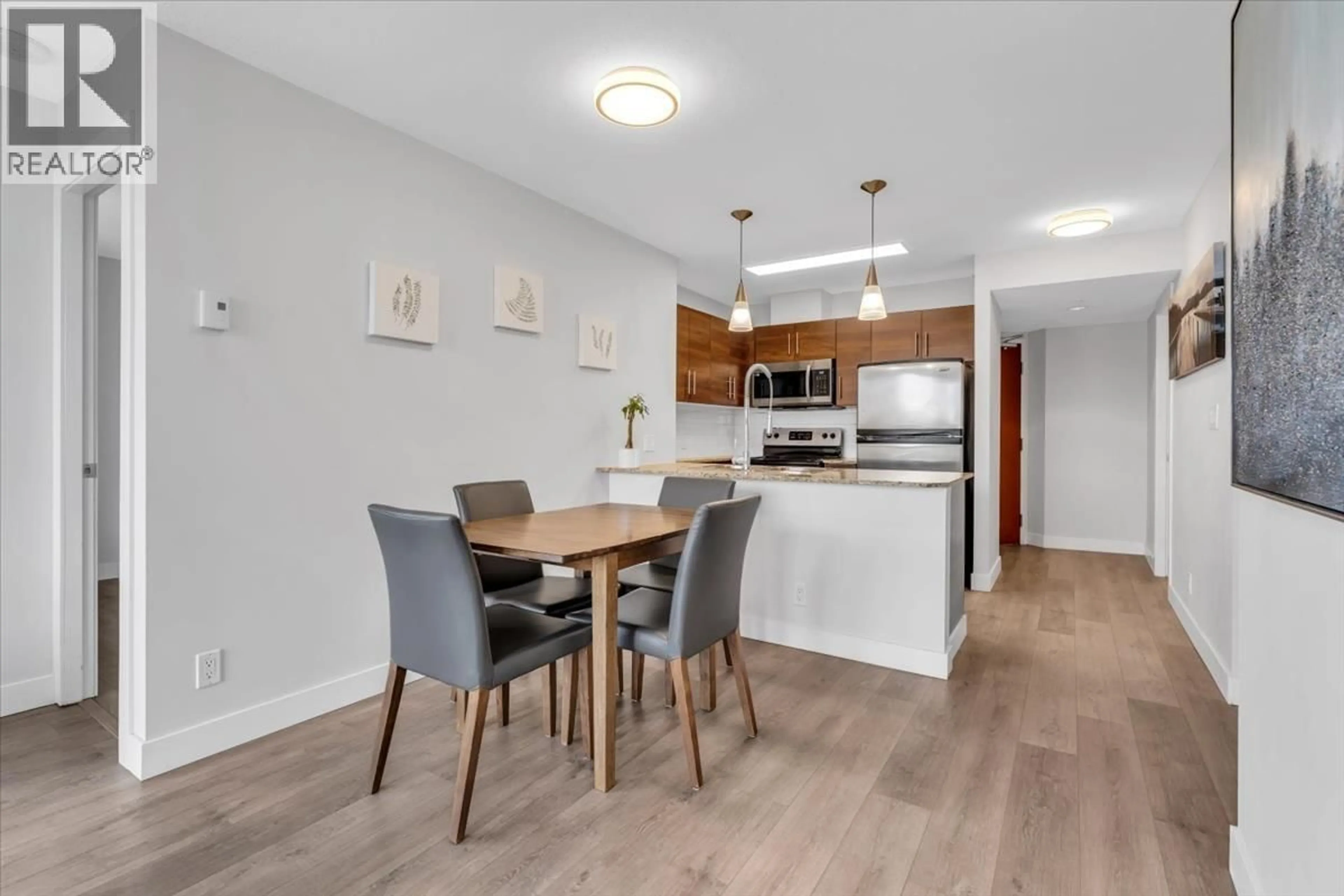 Open concept kitchen, wood/laminate floor for 1308 - 814 ROYAL AVENUE, New Westminster British Columbia V3M1J9