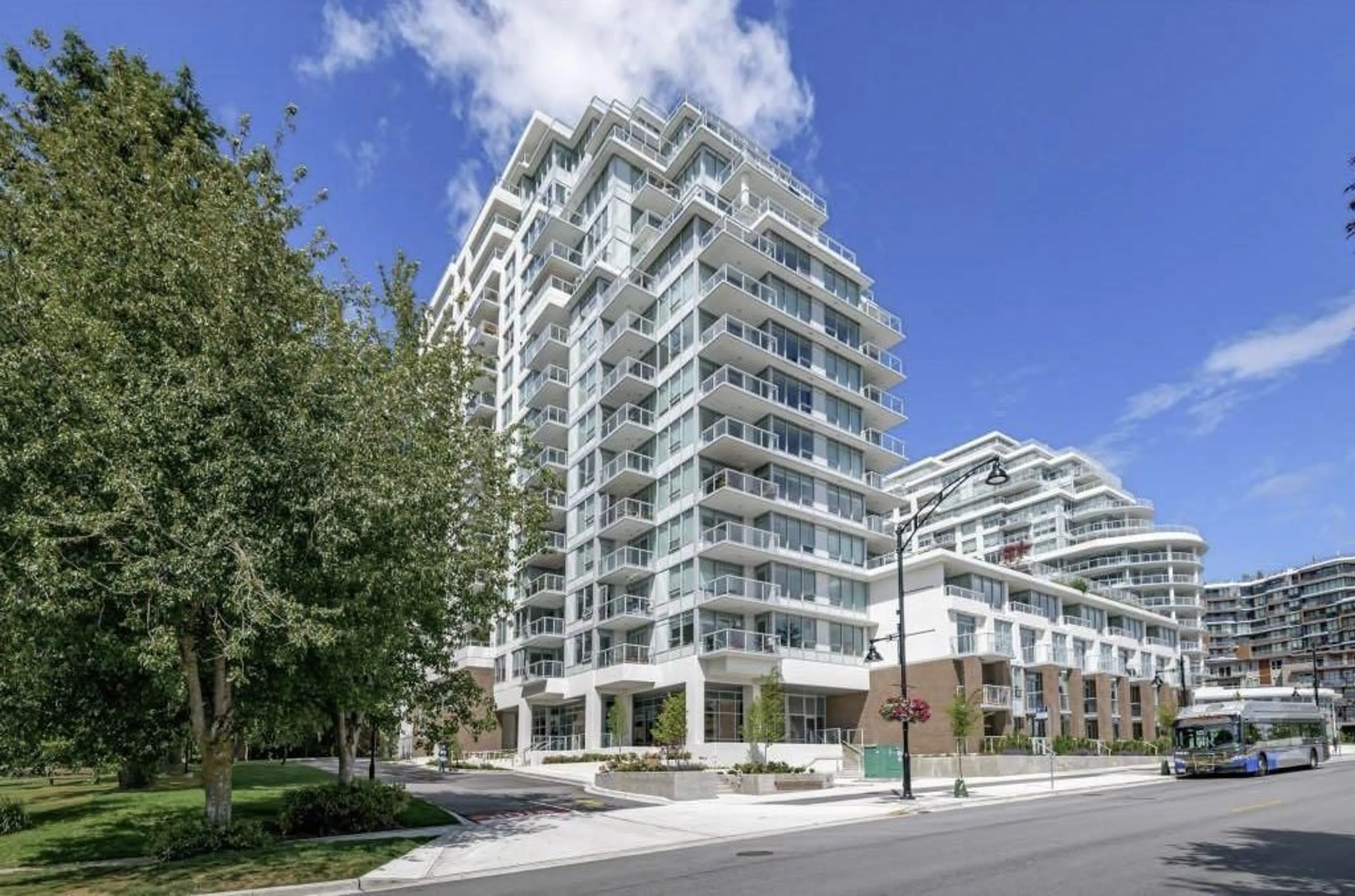 Unknown for 603 - 15165 THRIFT, White Rock British Columbia V4B0C1